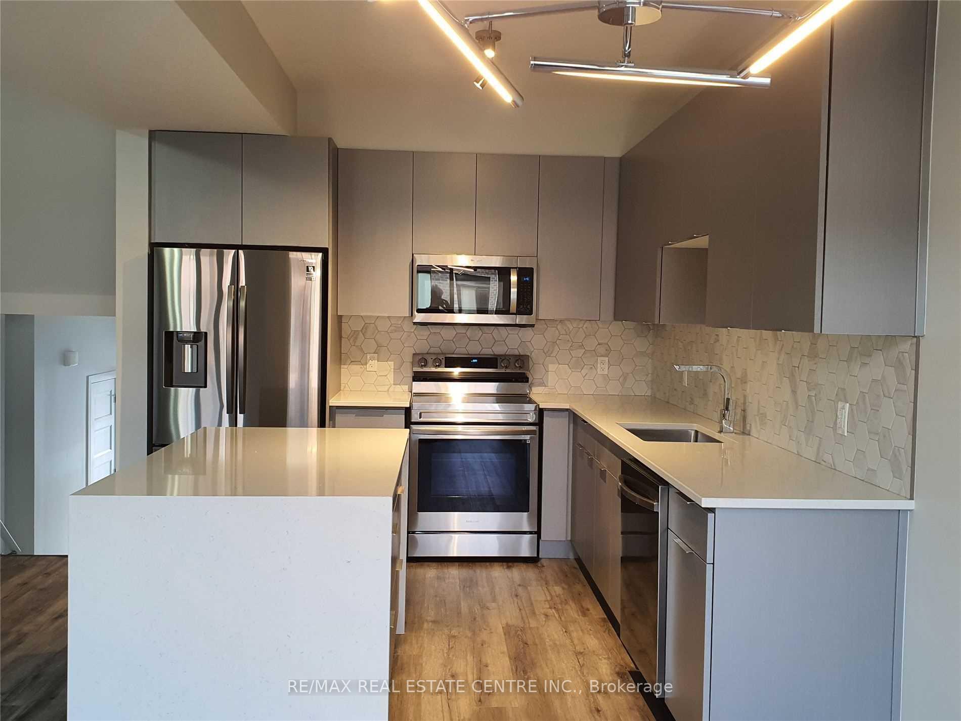 Photo 5 of Unit 95, 3380 Singleton Avenue, London, South W — HOMEH