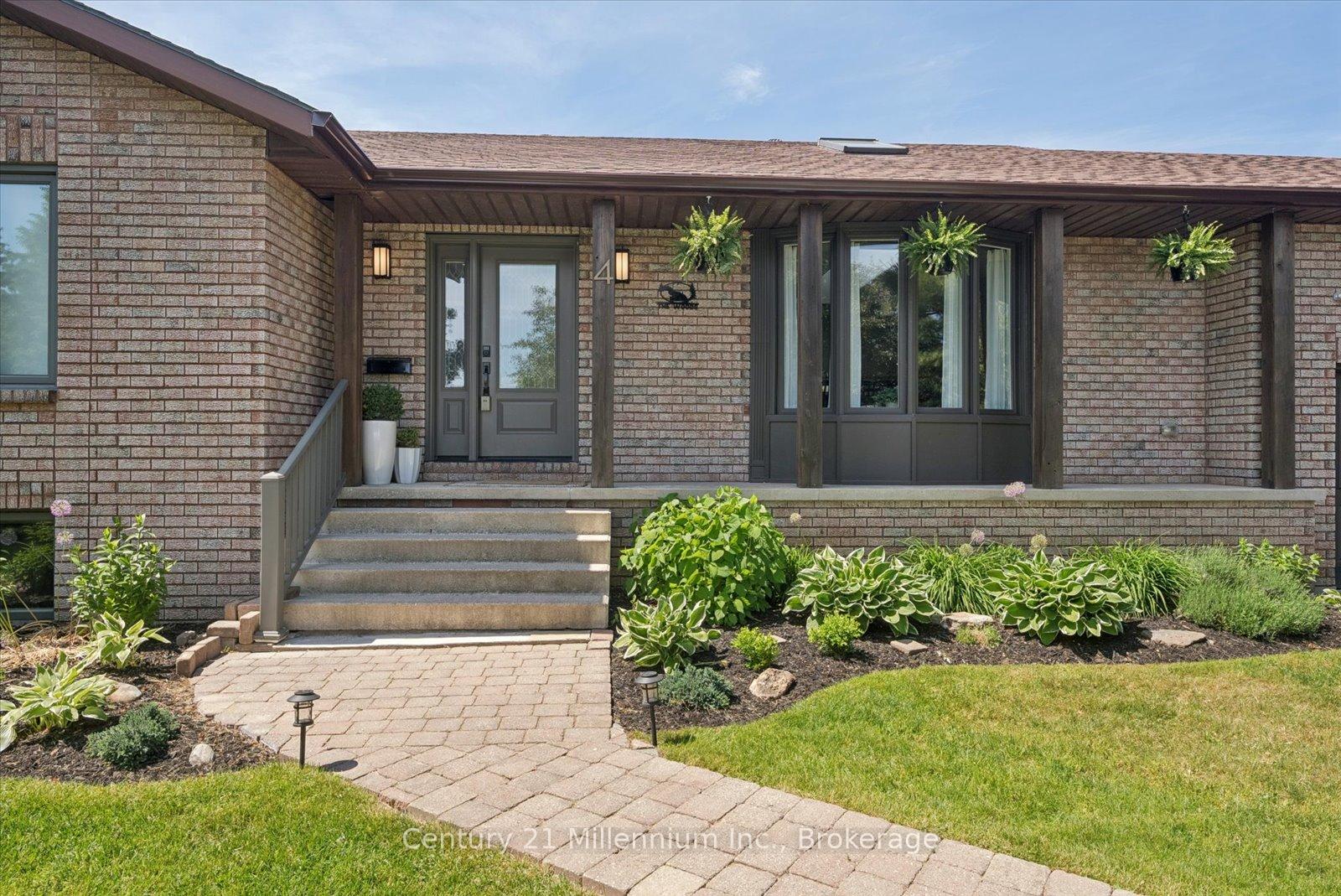 Photo 6 of 4 Blackburn Avenue, Clearview, Nottawa — HOMEH