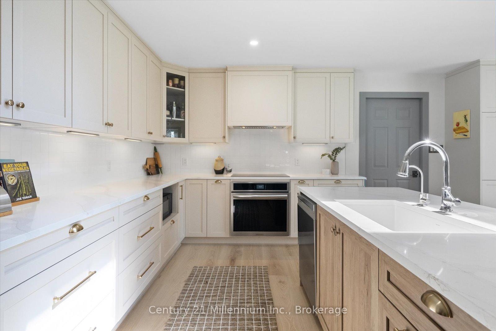 Photo 14 of 4 Blackburn Avenue, Clearview, Nottawa — HOMEH