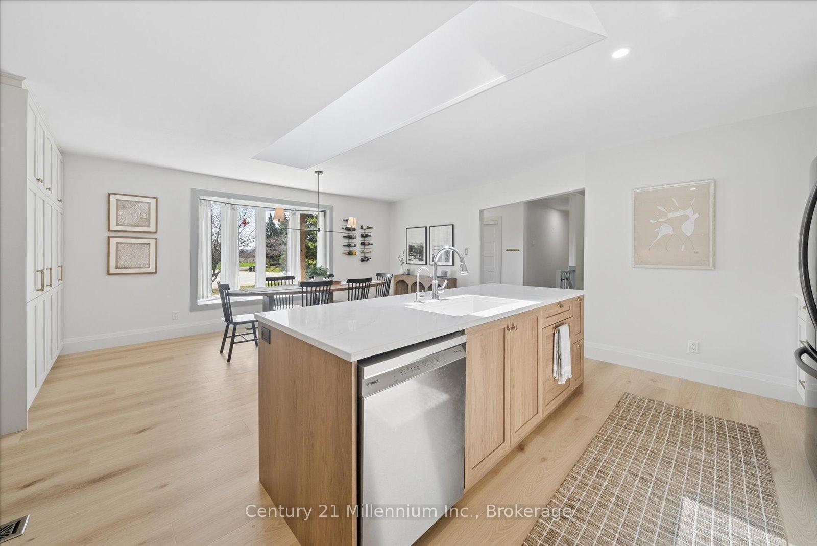 Photo 15 of 4 Blackburn Avenue, Clearview, Nottawa — HOMEH
