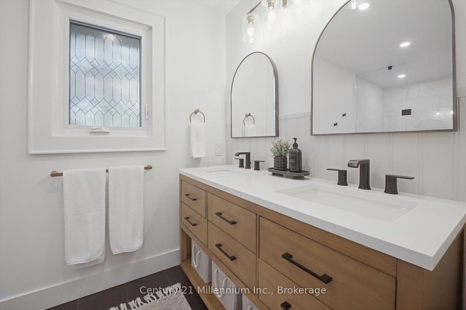 Photo 25 of 4 Blackburn Avenue, Clearview, Nottawa — HOMEH