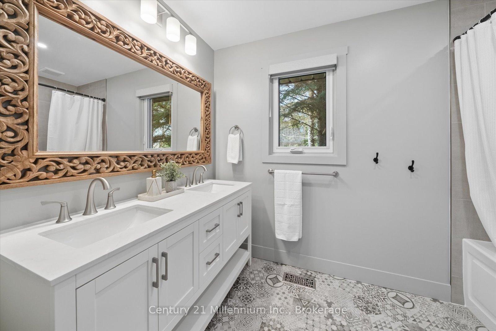 Photo 31 of 4 Blackburn Avenue, Clearview, Nottawa — HOMEH