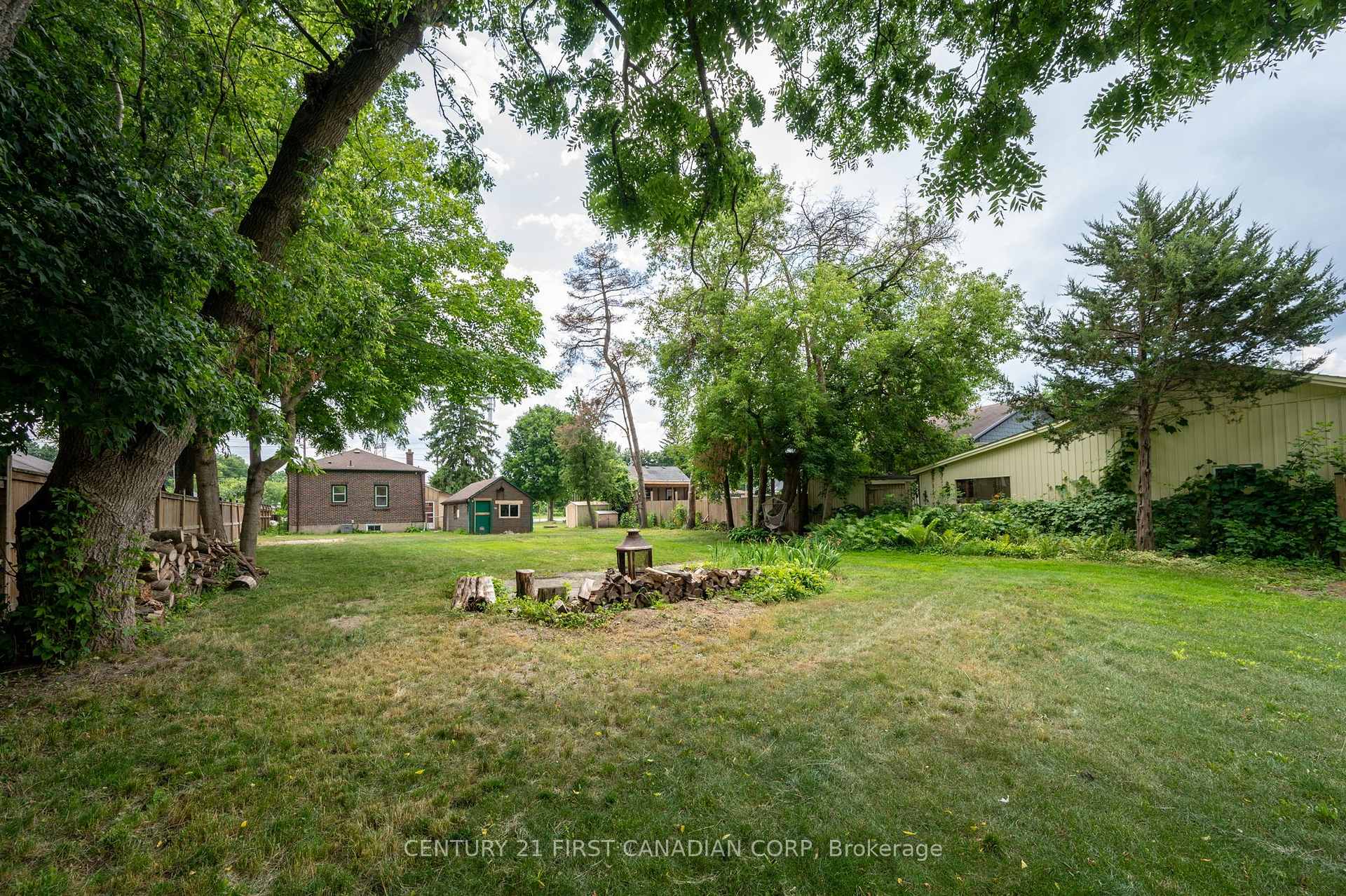 Photo 9 of 1456 Gore Road, London, East O — HOMEH