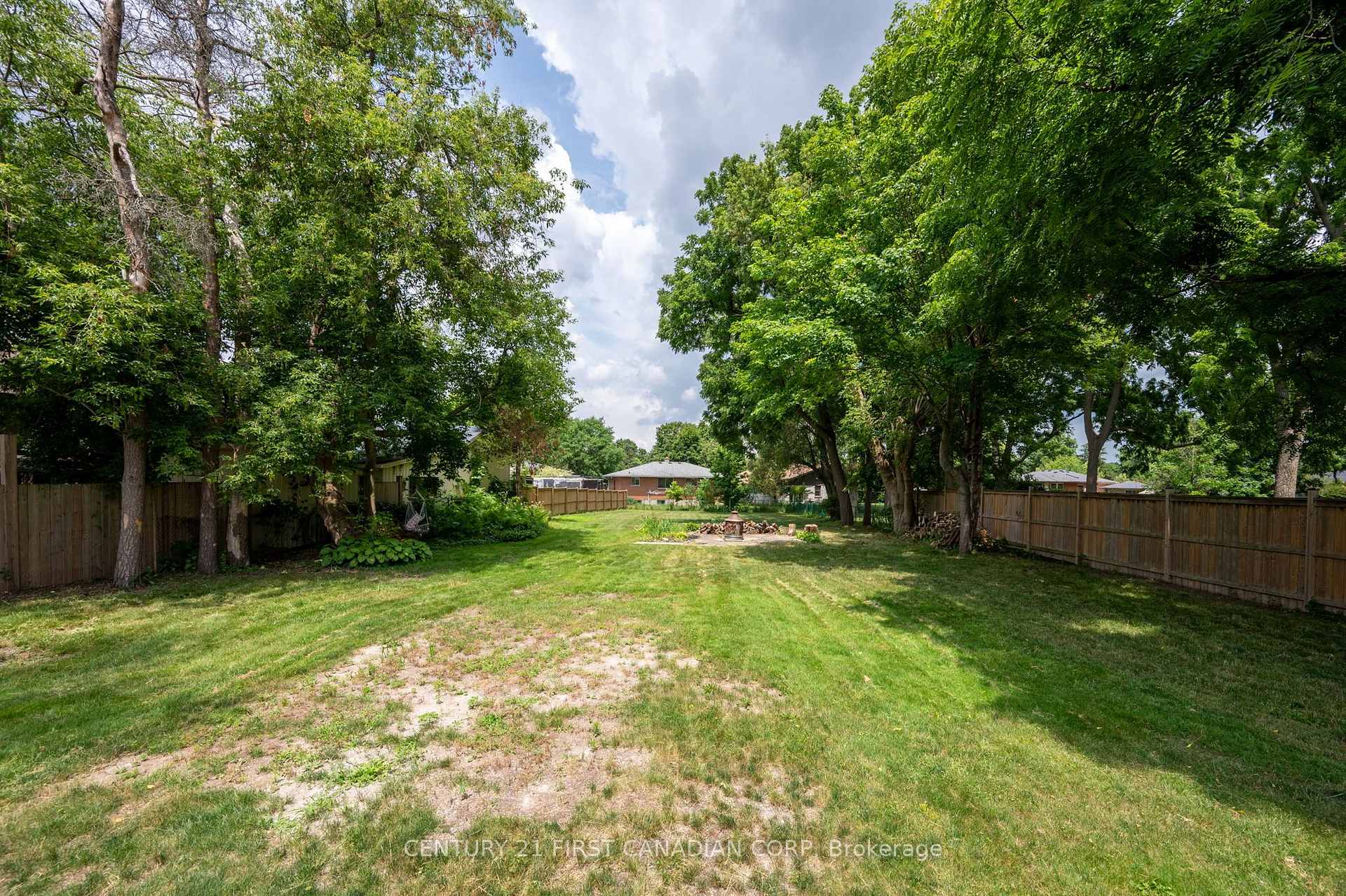 Photo 11 of 1456 Gore Road, London, East O — HOMEH