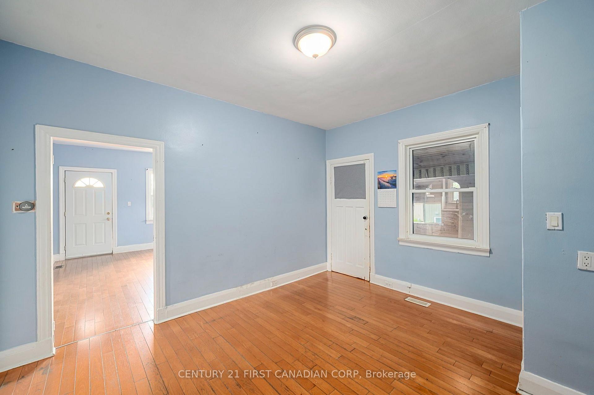 Photo 19 of 1456 Gore Road, London, East O — HOMEH