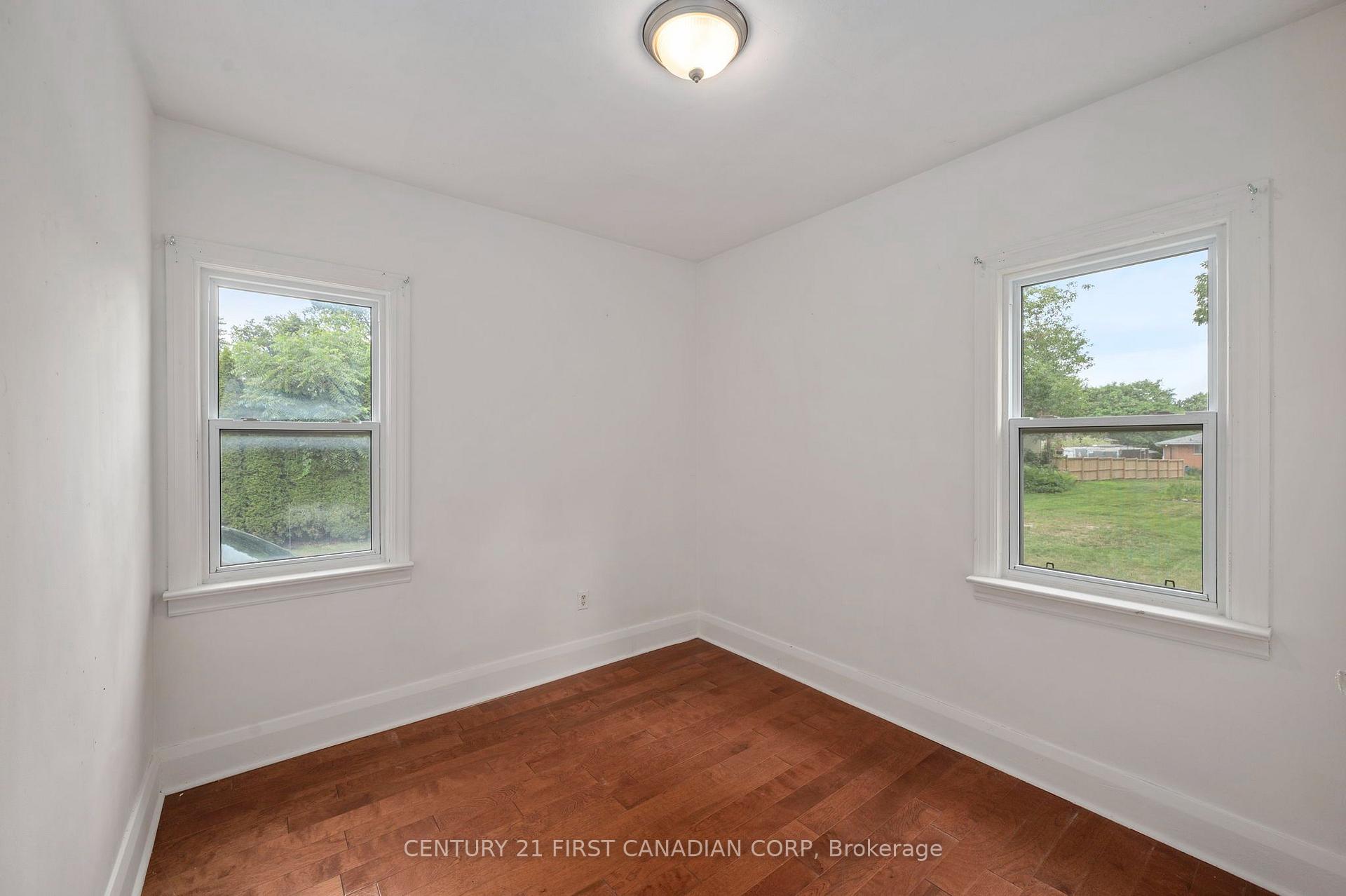 Photo 22 of 1456 Gore Road, London, East O — HOMEH