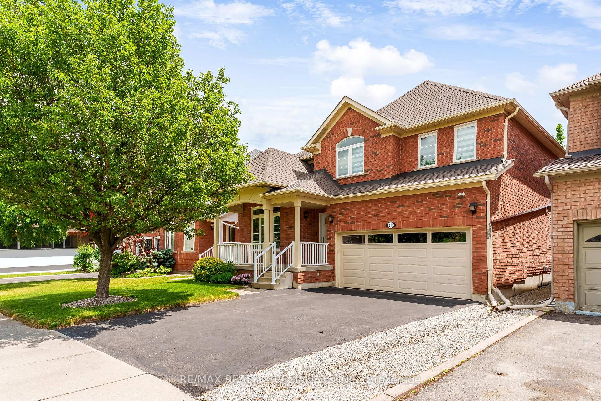 Photo 1 of 54 Red Plant Crescent, Brampton, Northwest Sandalwood Parkway — HOMEH