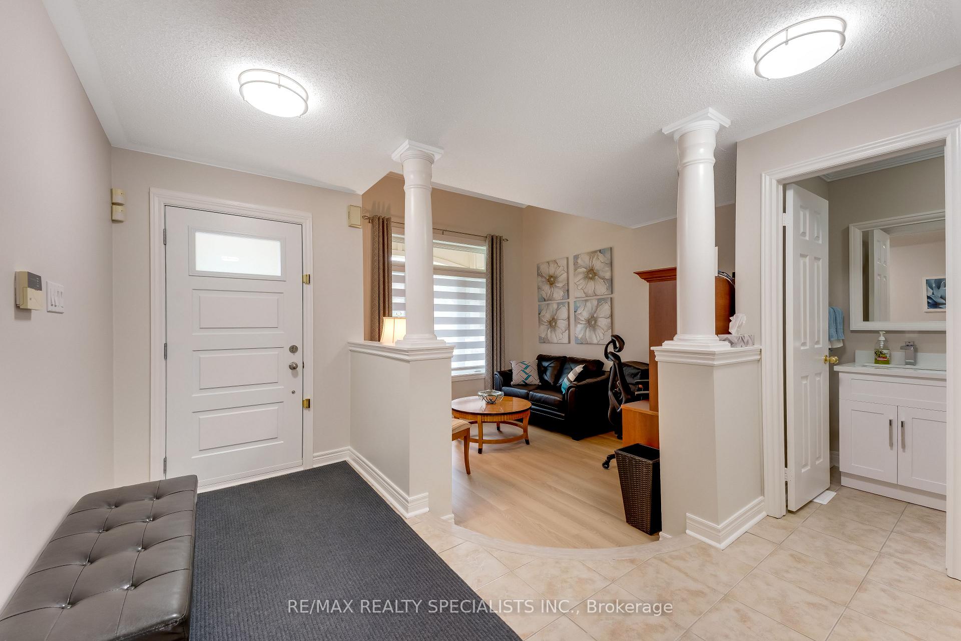 Photo 3 of 54 Red Plant Crescent, Brampton, Northwest Sandalwood Parkway — HOMEH