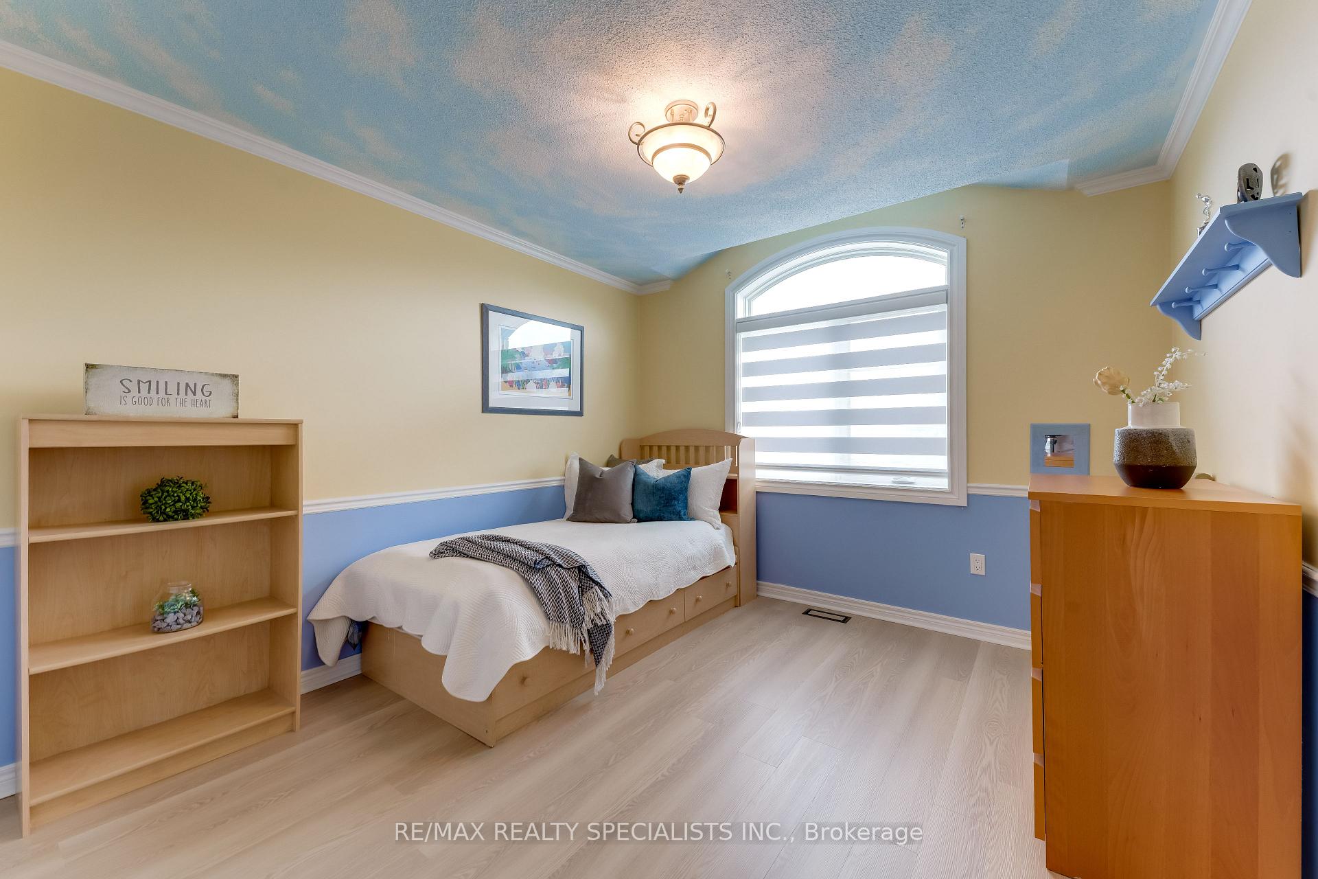 Photo 18 of 54 Red Plant Crescent, Brampton, Northwest Sandalwood Parkway — HOMEH