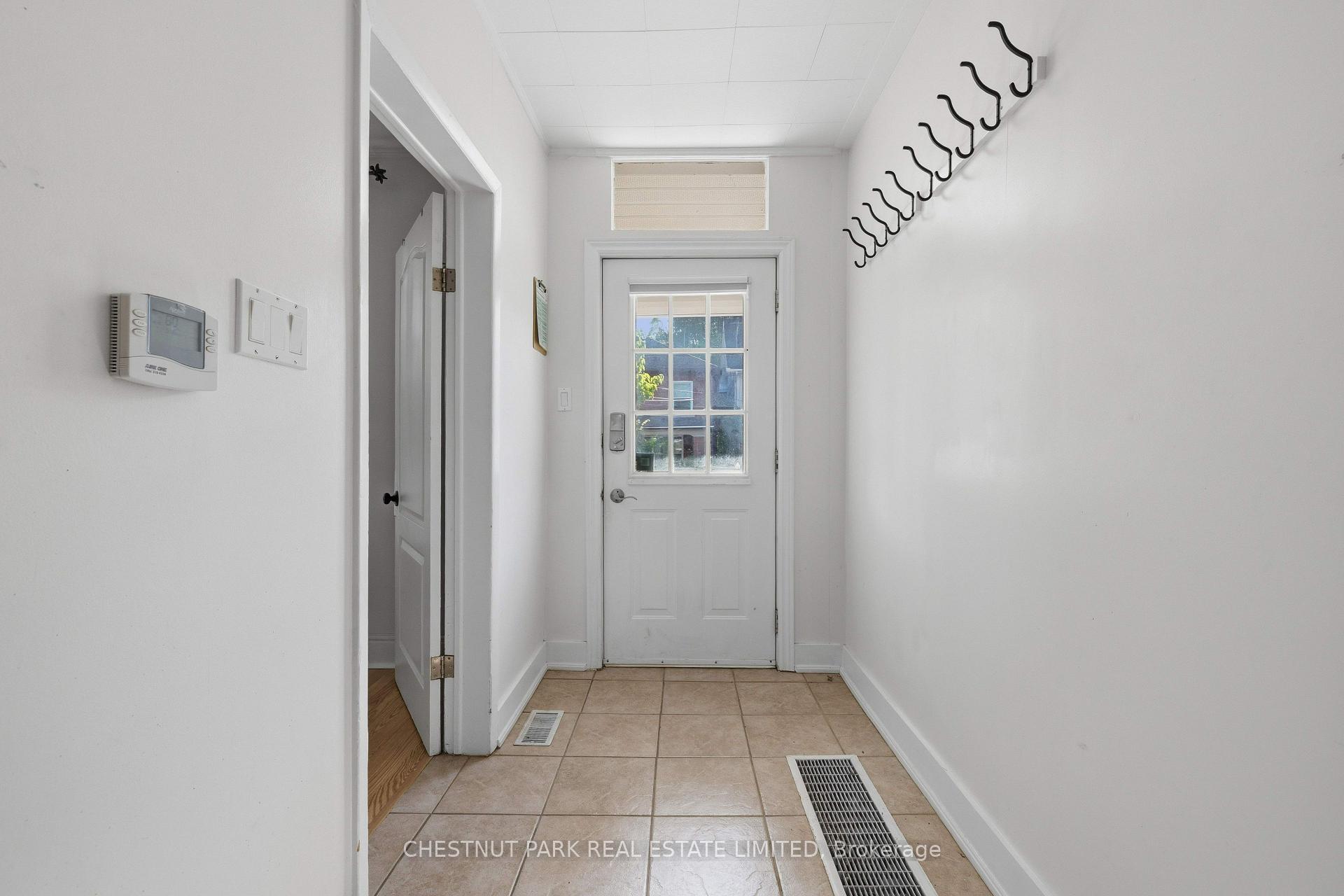 Photo 3 of 451 Albert Street, Kingston, Central City East — HOMEH