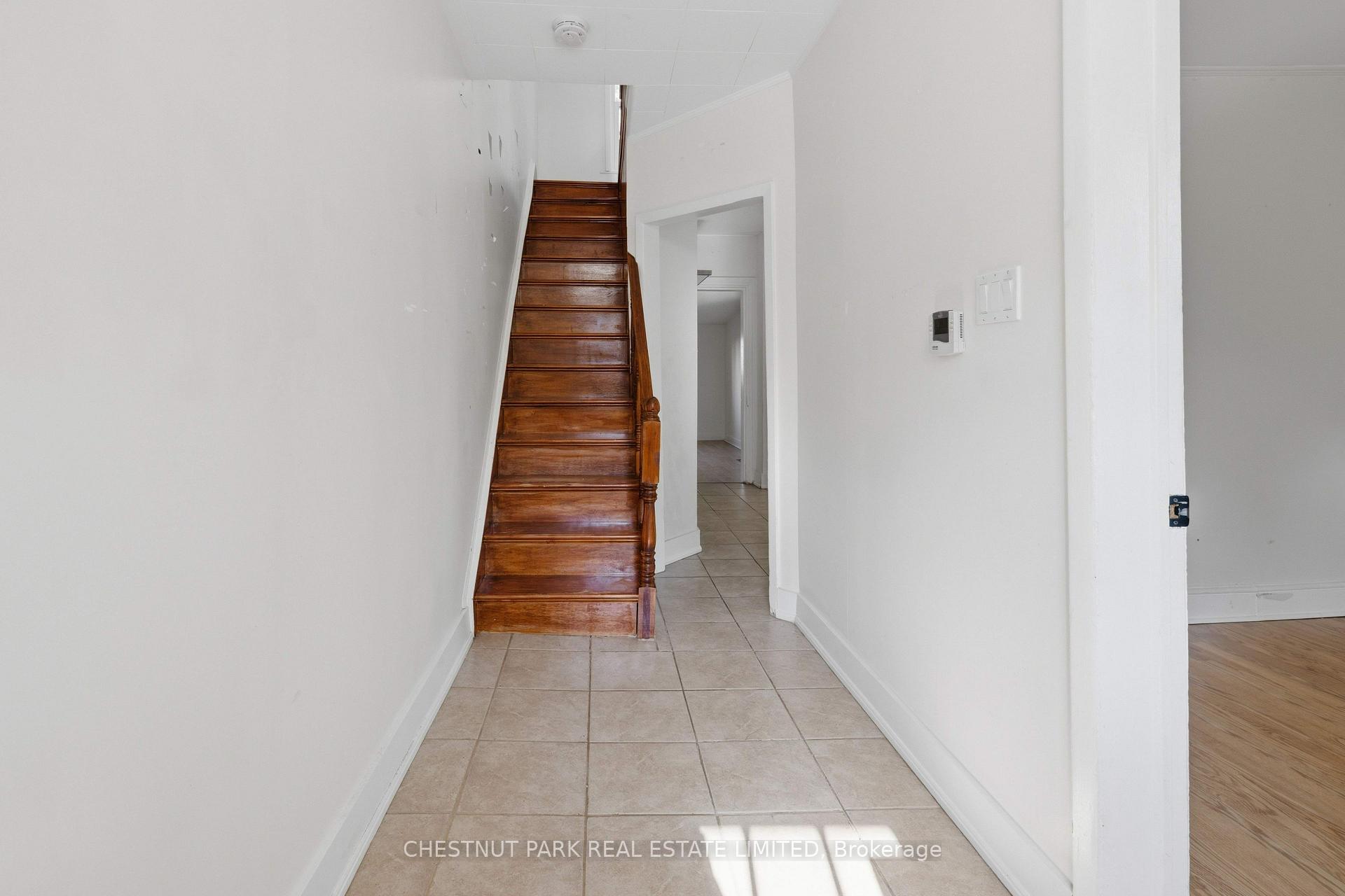 Photo 4 of 451 Albert Street, Kingston, Central City East — HOMEH