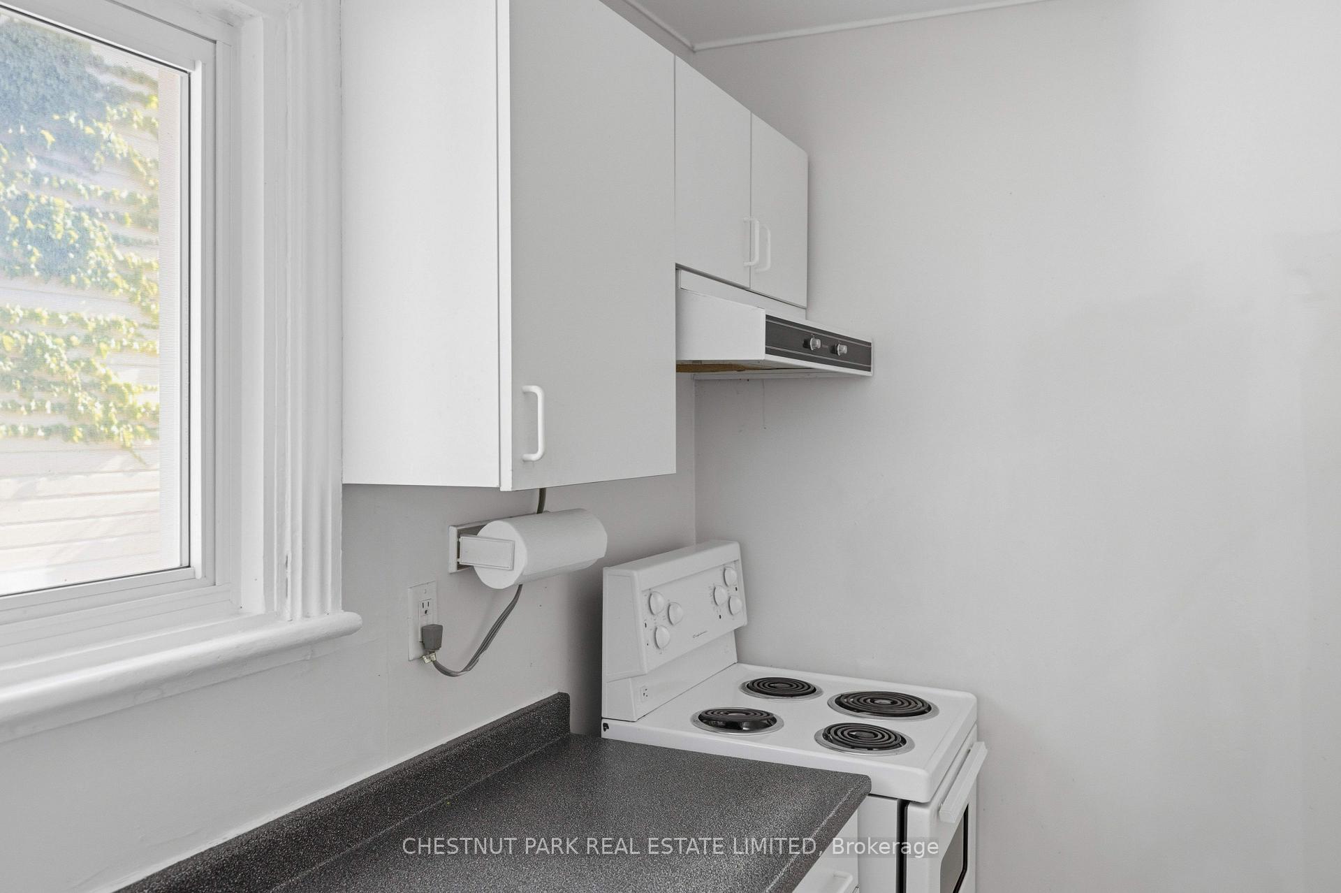 Photo 11 of 451 Albert Street, Kingston, Central City East — HOMEH