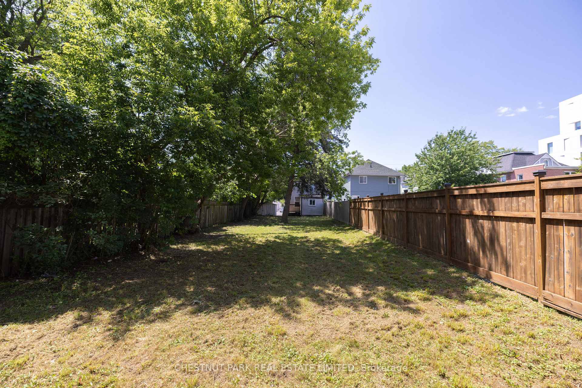 Photo 27 of 451 Albert Street, Kingston, Central City East — HOMEH