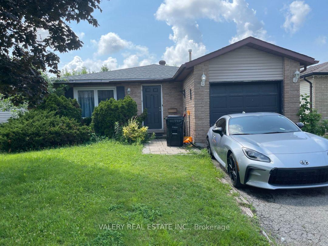 Photo 14 of Unit 2, 73 Hickling Trail, Barrie, Grove East — HOMEH