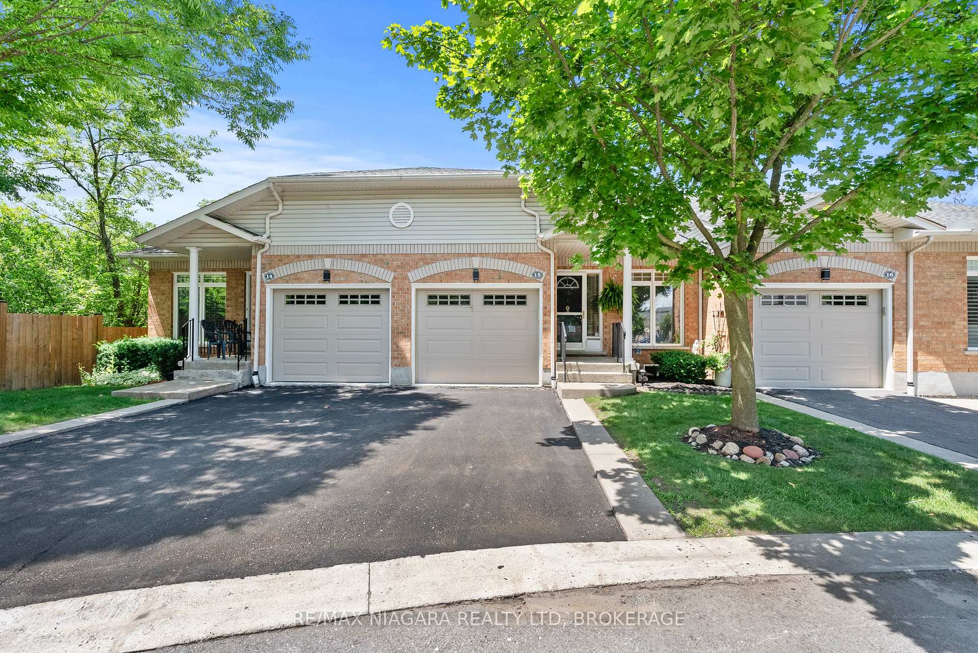 Photo 35 of Unit 15, 53 Bunting Road, St. Catharines, Secord Woods — HOMEH
