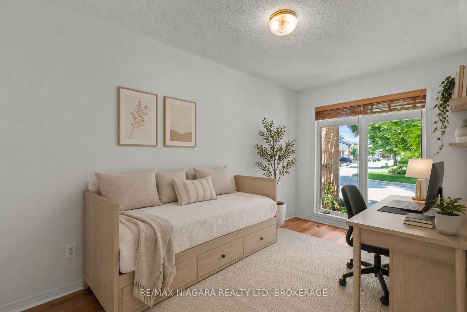Photo 7 of Unit 15, 53 Bunting Road, St. Catharines, Secord Woods — HOMEH