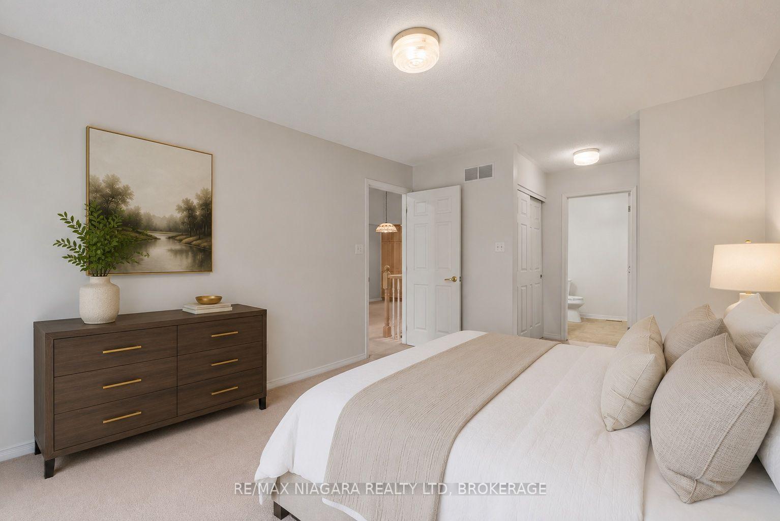 Photo 15 of Unit 15, 53 Bunting Road, St. Catharines, Secord Woods — HOMEH