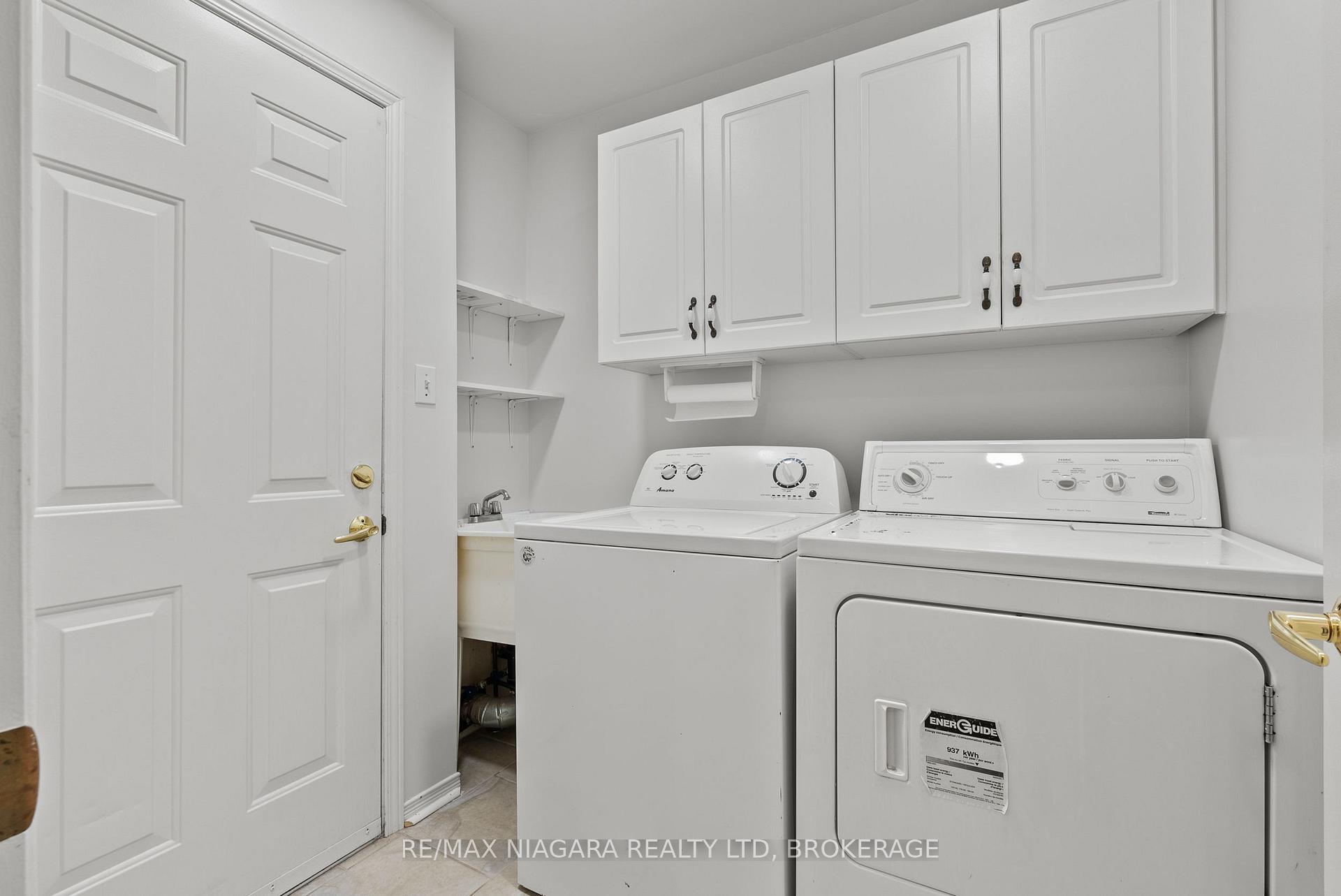 Photo 17 of Unit 15, 53 Bunting Road, St. Catharines, Secord Woods — HOMEH