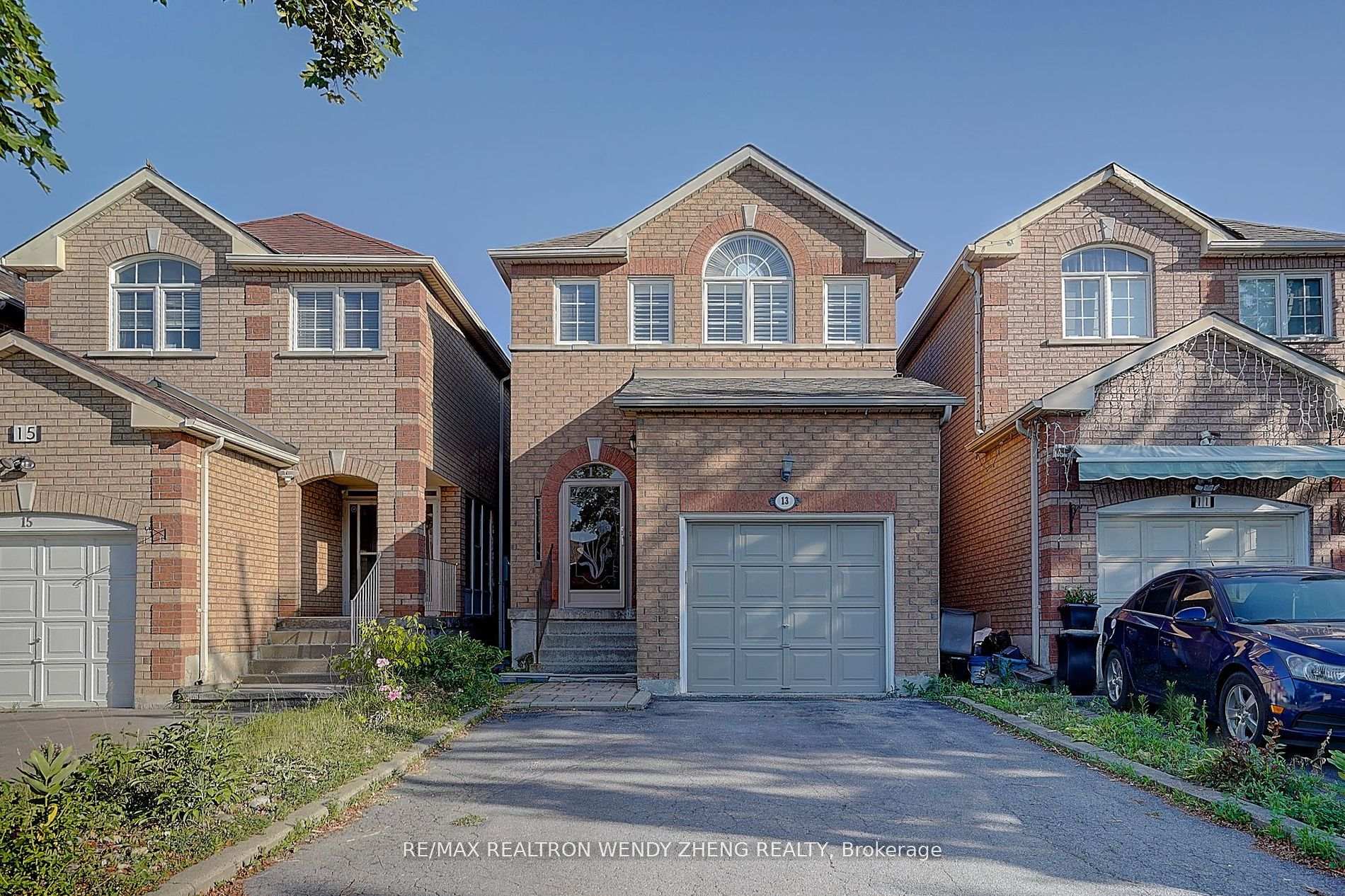 Photo 1 of 13 Apollo Road, Markham, Middlefield — HOMEH