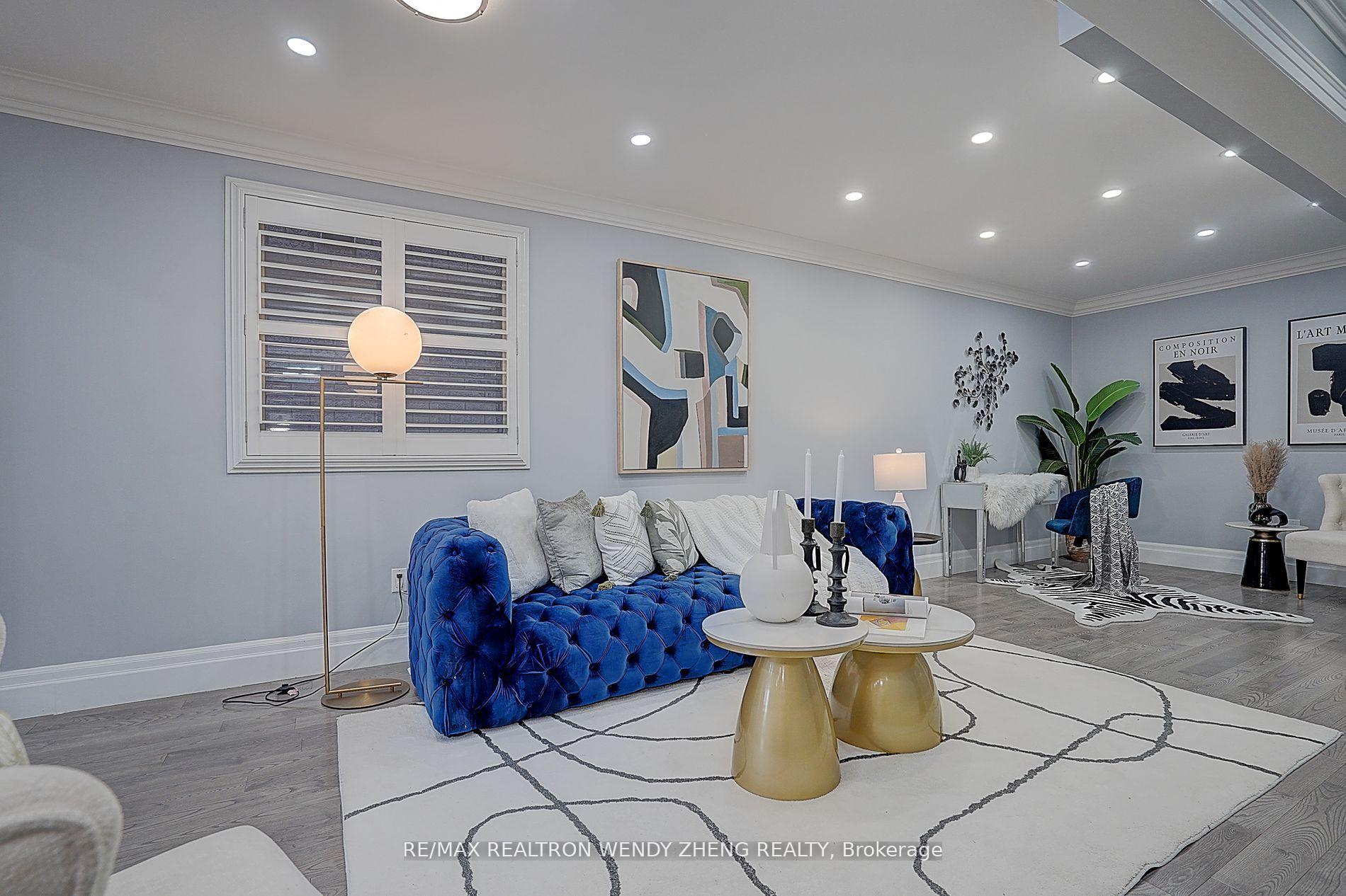 Photo 4 of 13 Apollo Road, Markham, Middlefield — HOMEH
