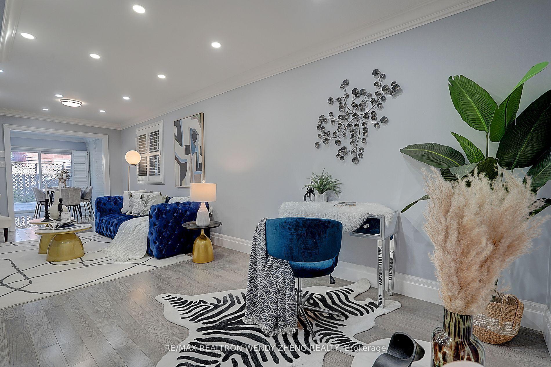 Photo 8 of 13 Apollo Road, Markham, Middlefield — HOMEH