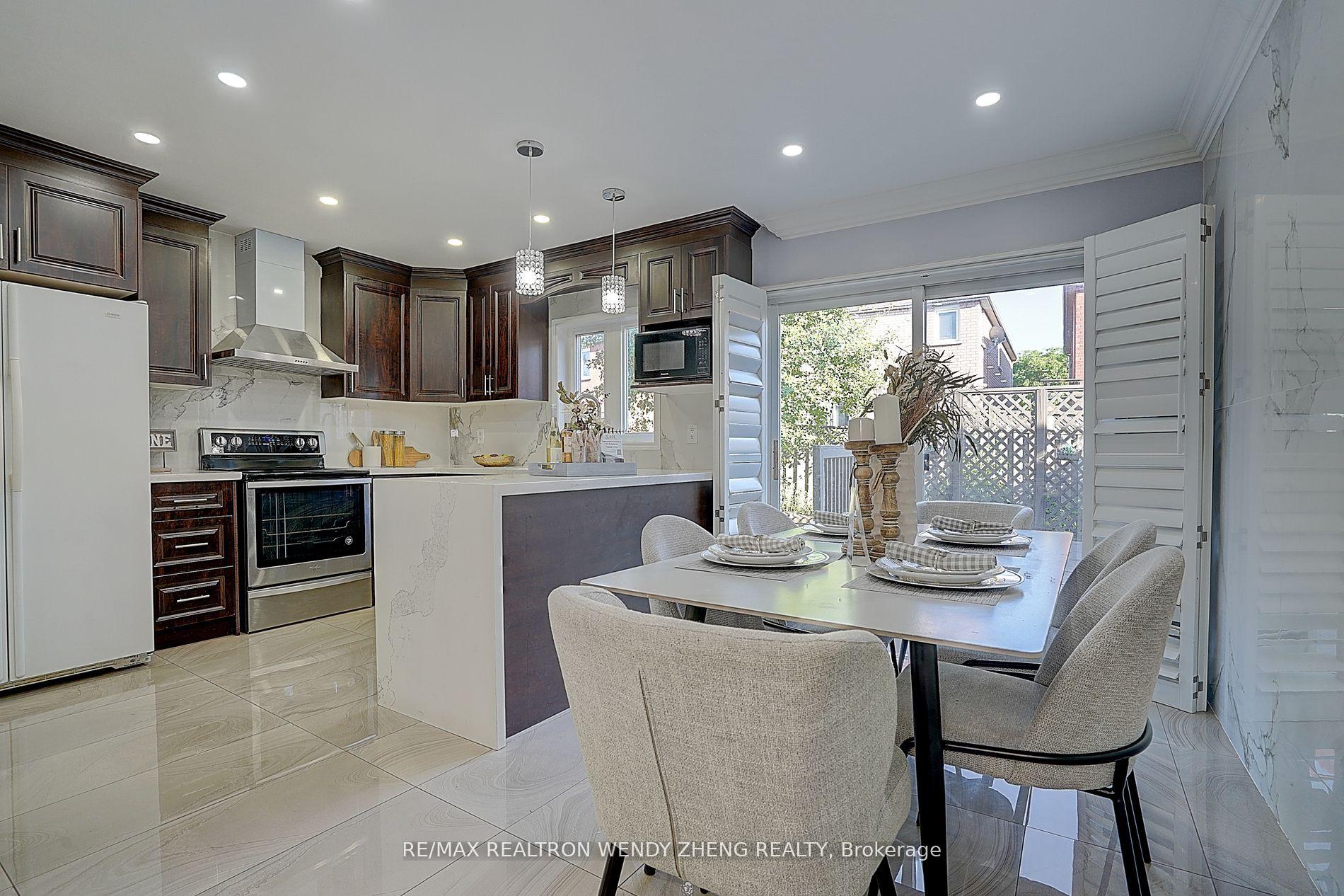 Photo 17 of 13 Apollo Road, Markham, Middlefield — HOMEH