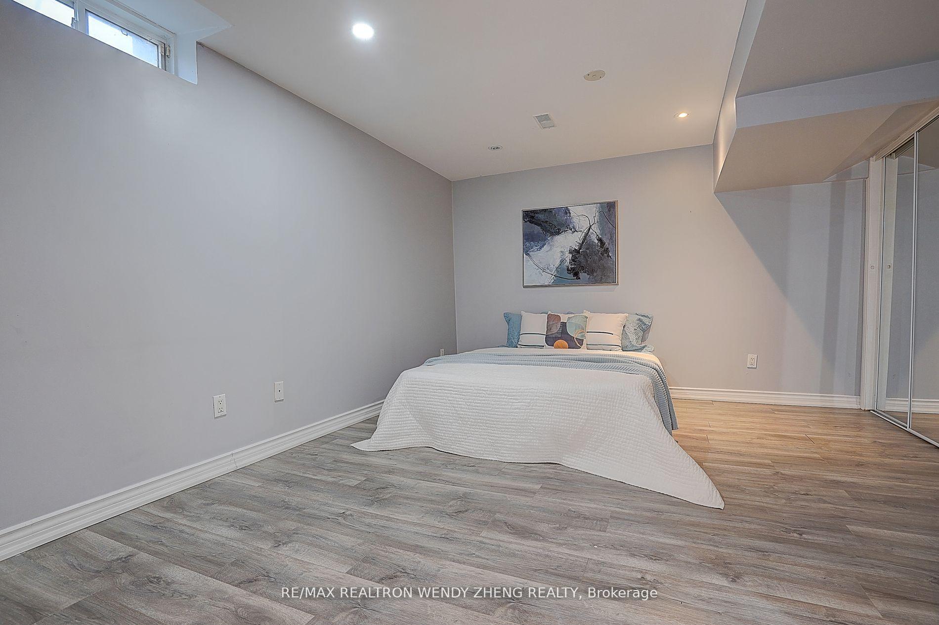 Photo 35 of 13 Apollo Road, Markham, Middlefield — HOMEH