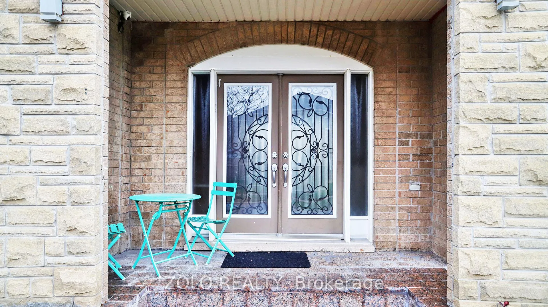 Photo 5 of 1946 Treetop Way, Pickering, Highbush — HOMEH