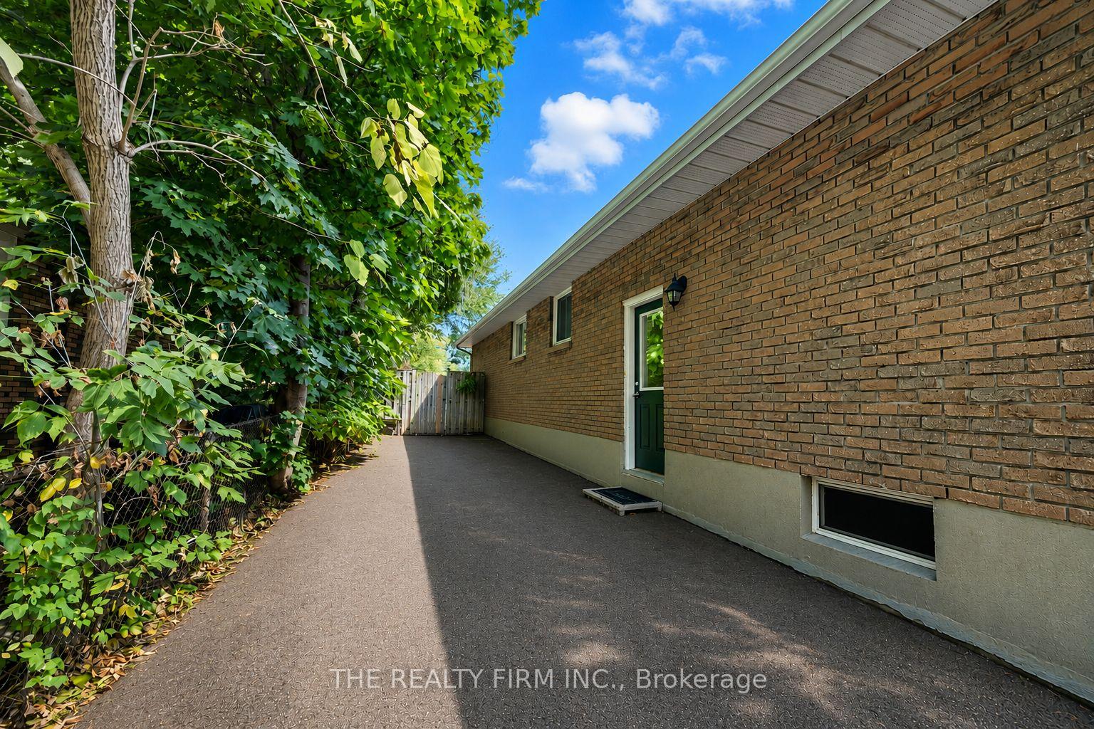 Photo 4 of 2 Noel Avenue, London, East I — HOMEH