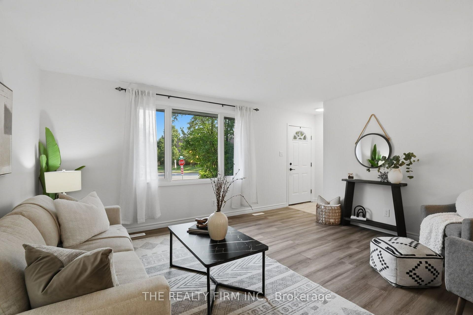 Photo 7 of 2 Noel Avenue, London, East I — HOMEH