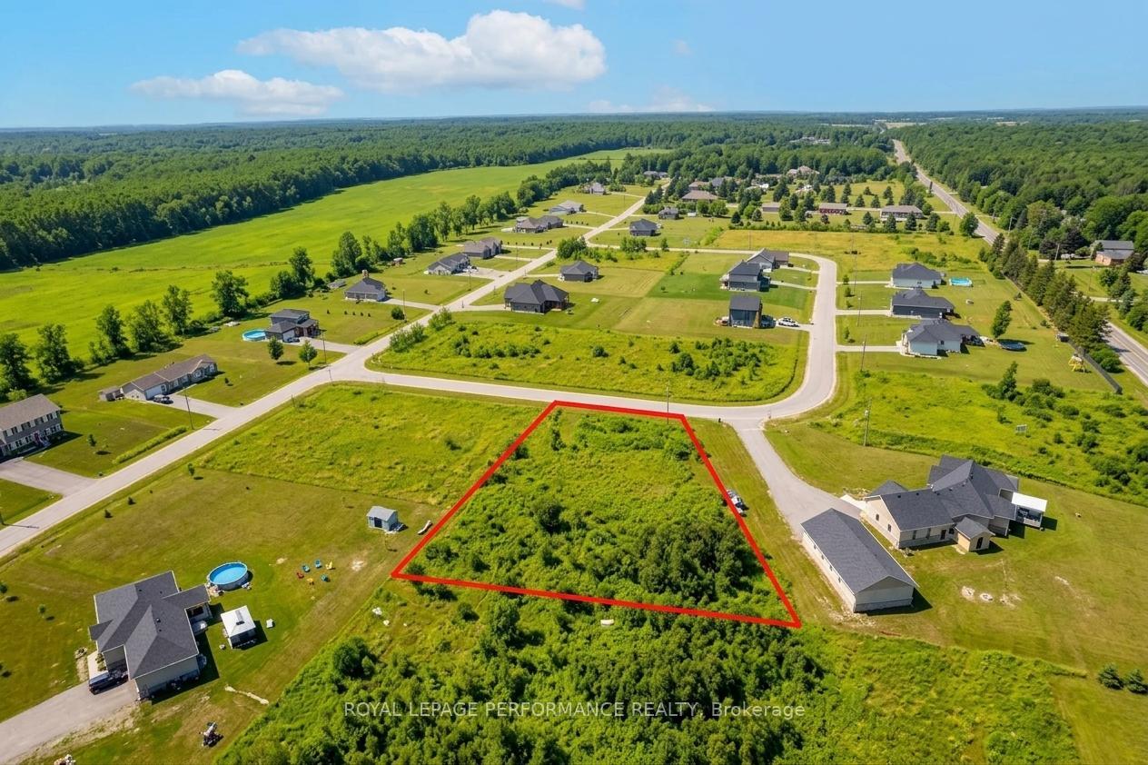 Photo 2 of LOT 17 James Crescent, South Glengarry, South Glengarry (Charlottenburgh) Twp — HOMEH