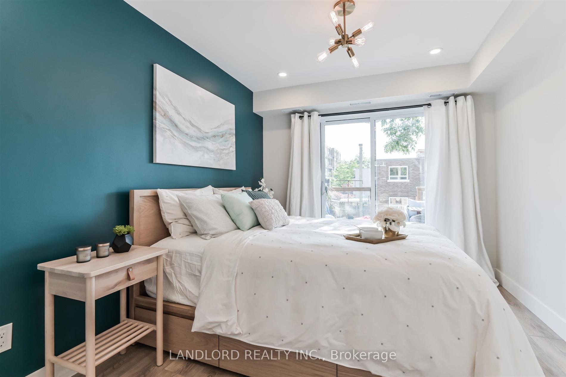 Photo 12 of Unit Upper, 90 Tecumseth Street, Toronto, Niagara — HOMEH
