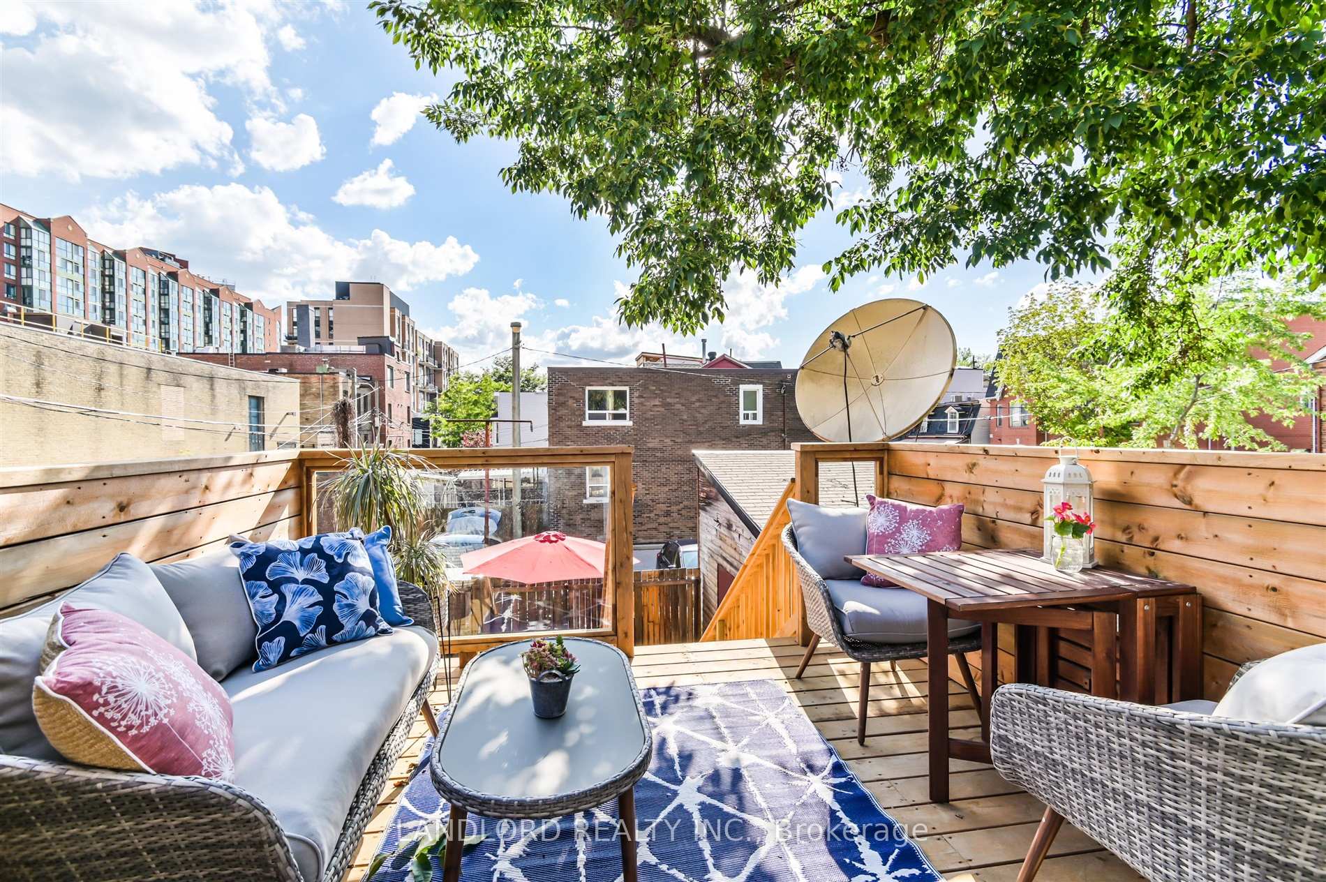 Photo 13 of Unit Upper, 90 Tecumseth Street, Toronto, Niagara — HOMEH