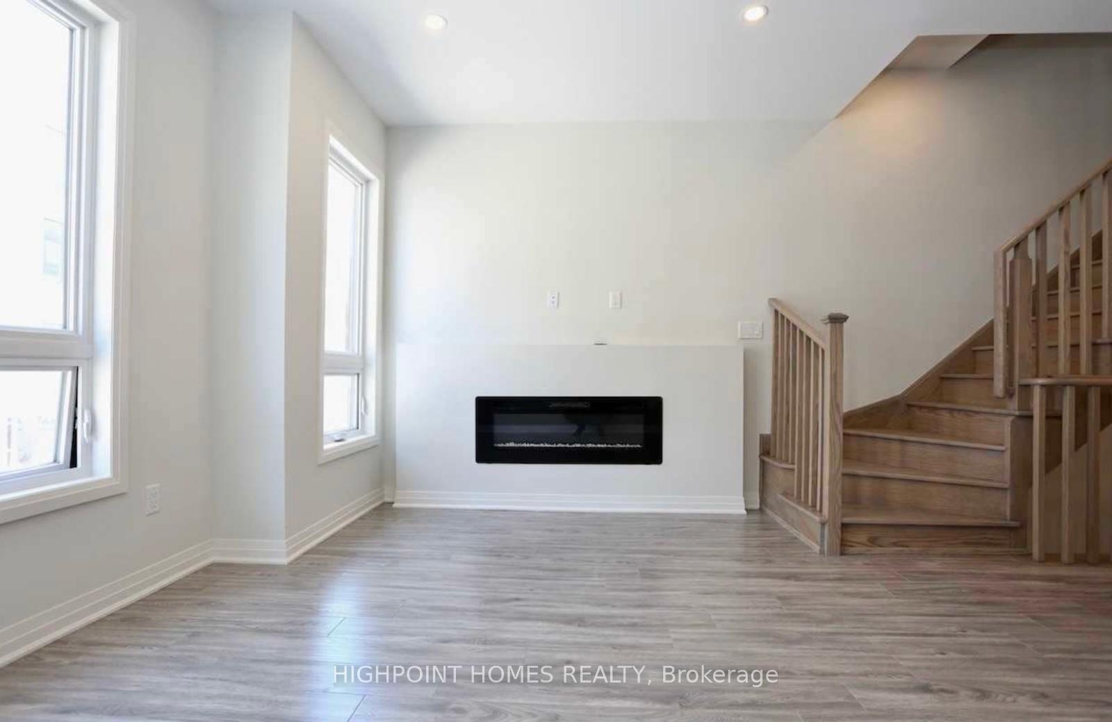 Photo 3 of 1643 Pleasure Valley Path, Oshawa, Samac — HOMEH