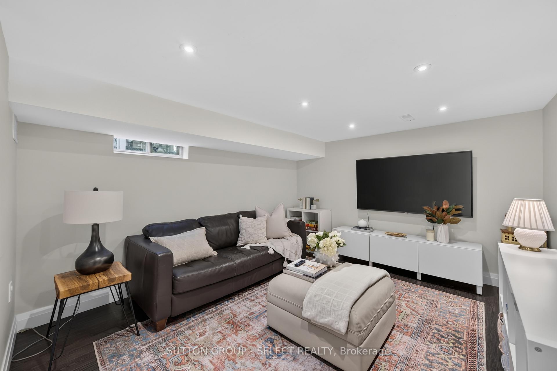 Photo 23 of 21 Foxbar Road, London, South G — HOMEH