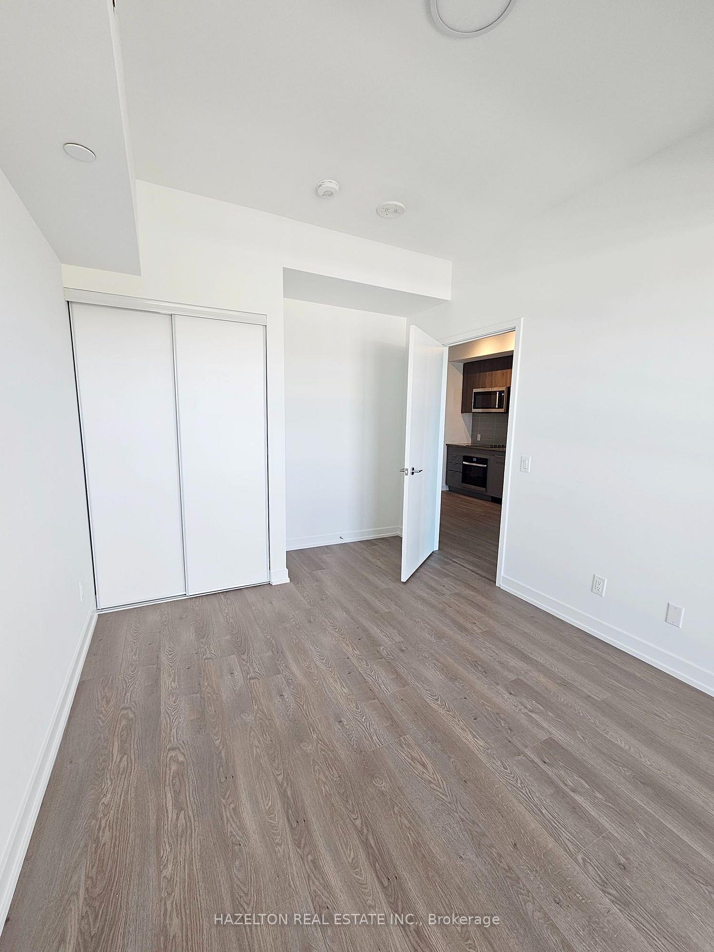 Photo 9 of Unit 504, 181 Sheppard Avenue E, North York, Willowdale East — HOMEH
