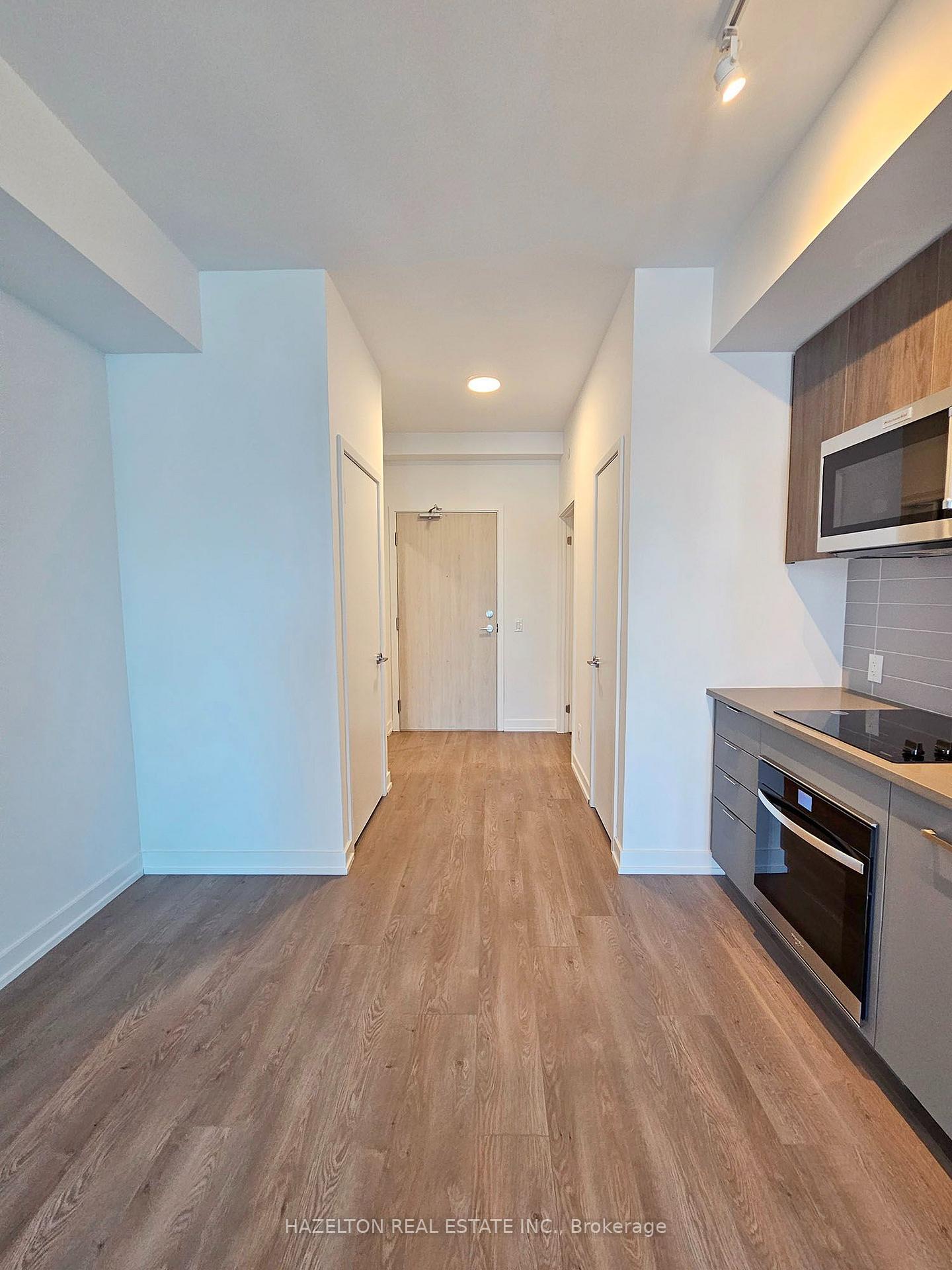 Photo 10 of Unit 504, 181 Sheppard Avenue E, North York, Willowdale East — HOMEH