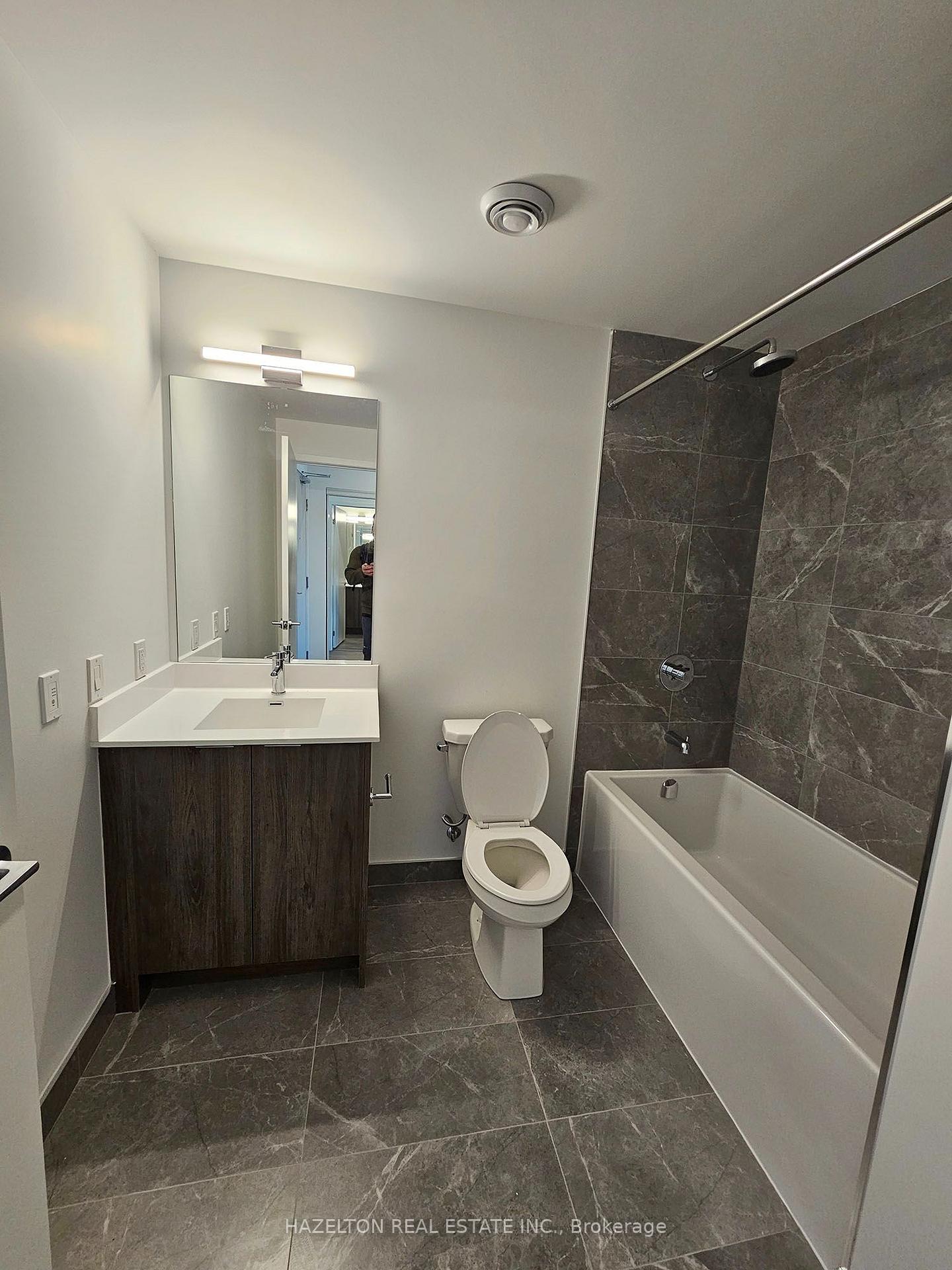 Photo 11 of Unit 504, 181 Sheppard Avenue E, North York, Willowdale East — HOMEH