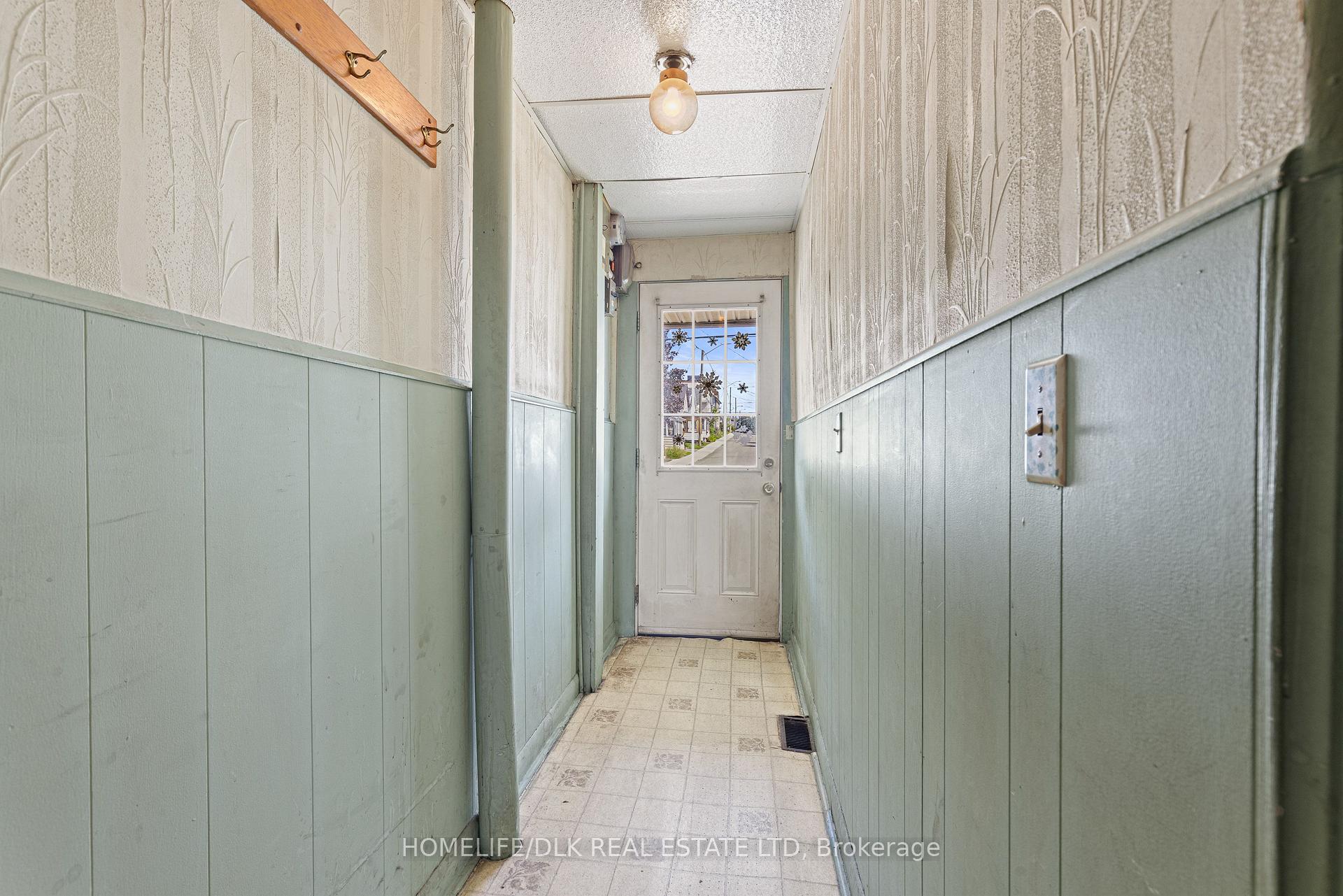 Photo 23 of 20/22 Pearl Street E, Brockville, Brockville — HOMEH