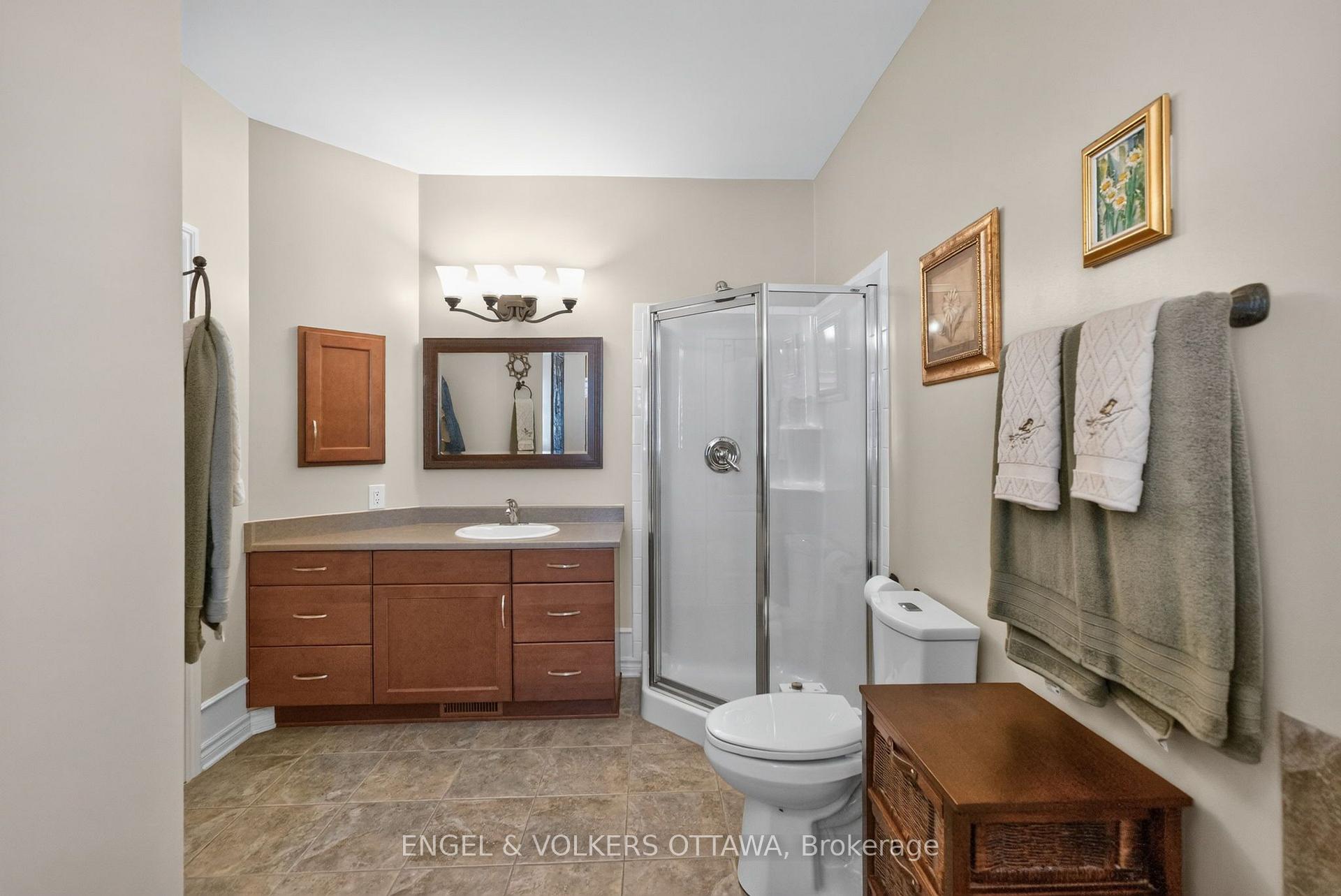 Photo 18 of 106 Equinelle Drive, North Grenville, North Grenville Twp (Kemptville South) — HOMEH