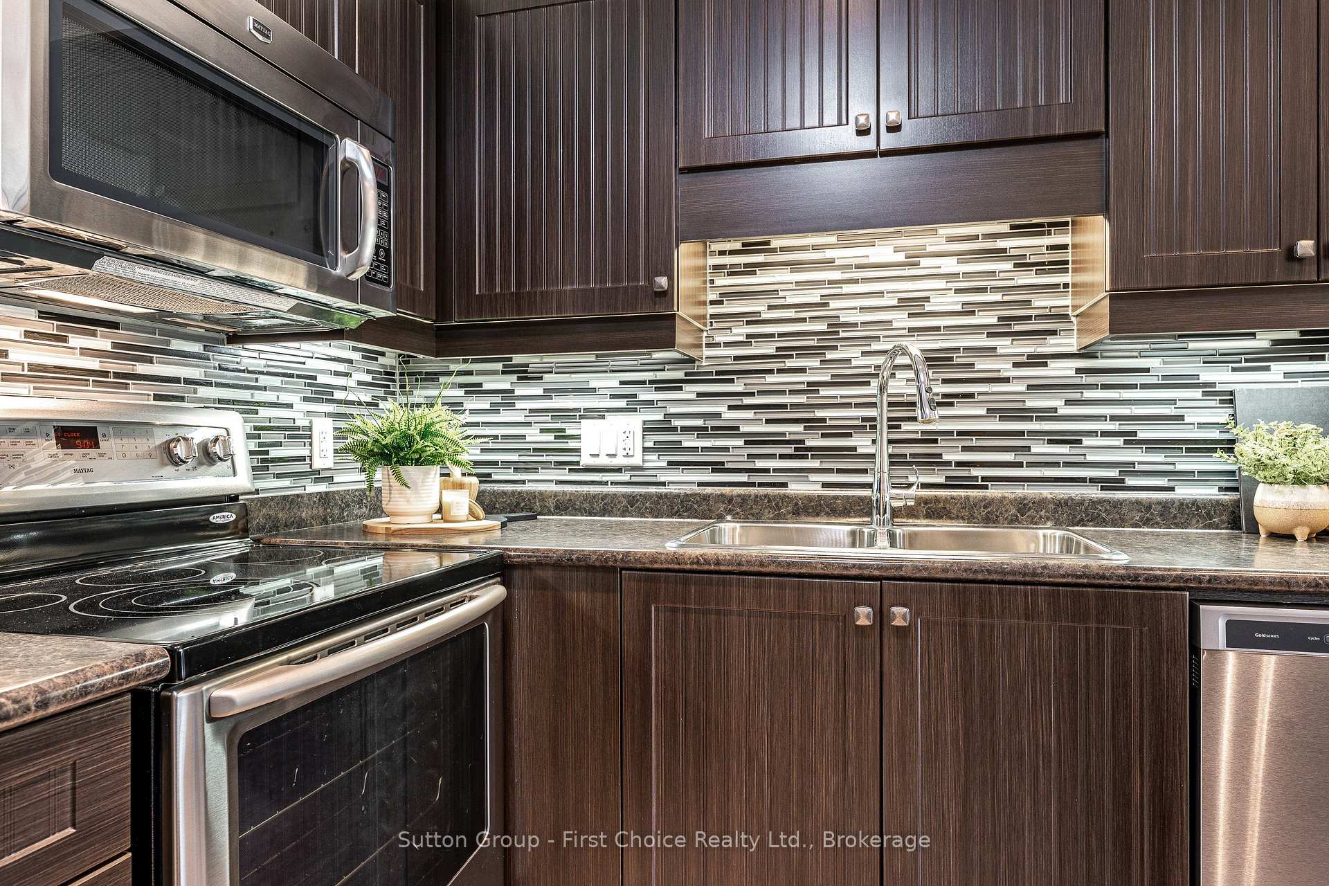 Photo 12 of Unit 1, 55 Harrison Street, Stratford — HOMEH