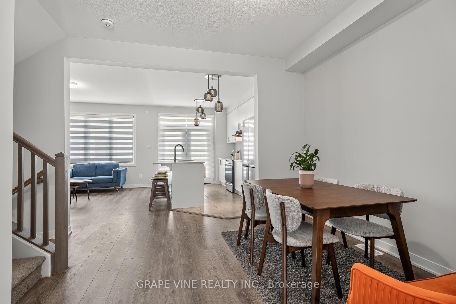 Photo 6 of 225 Billrian Crescent, Ottawa, Stittsville (North) — HOMEH