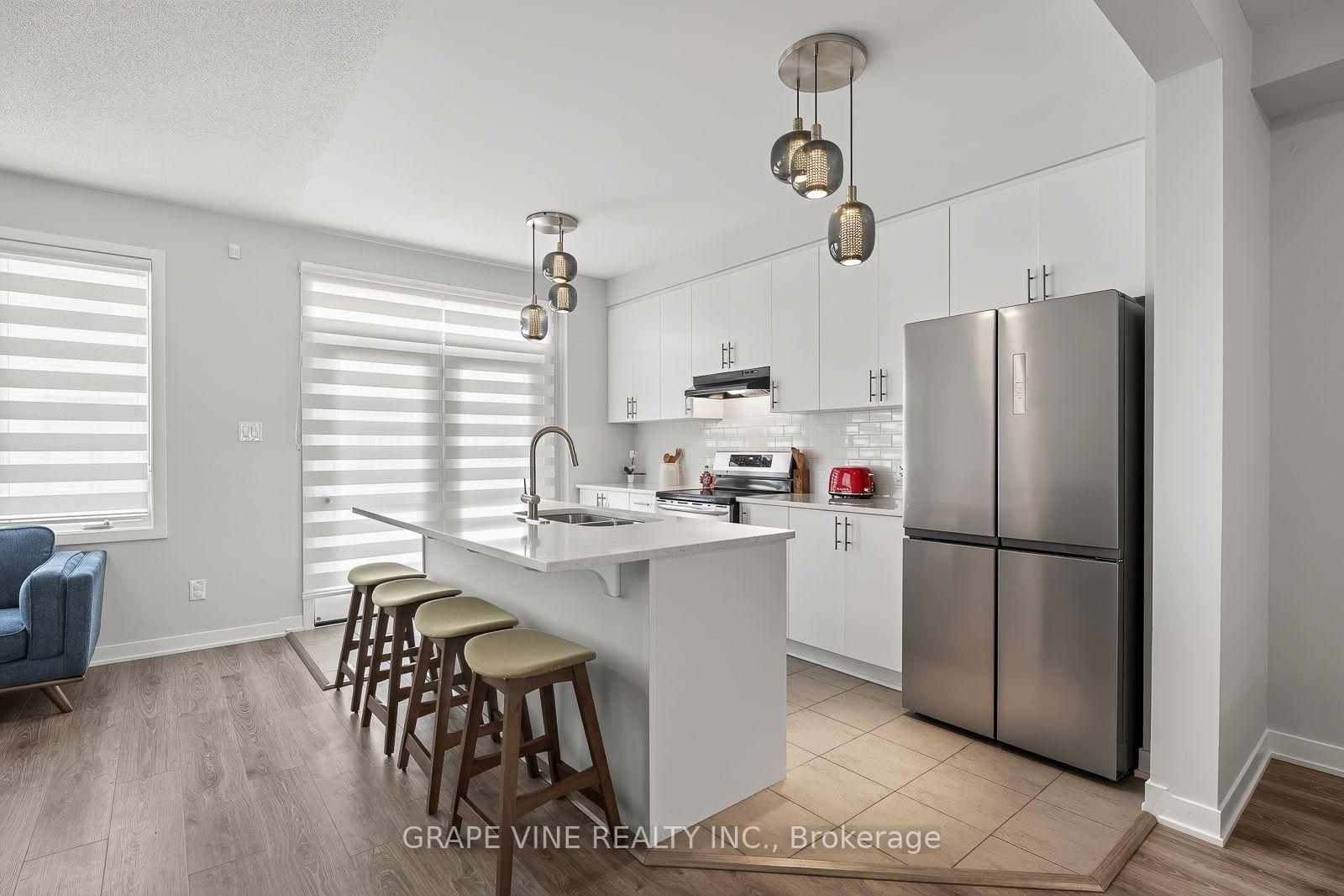 Photo 9 of 225 Billrian Crescent, Ottawa, Stittsville (North) — HOMEH