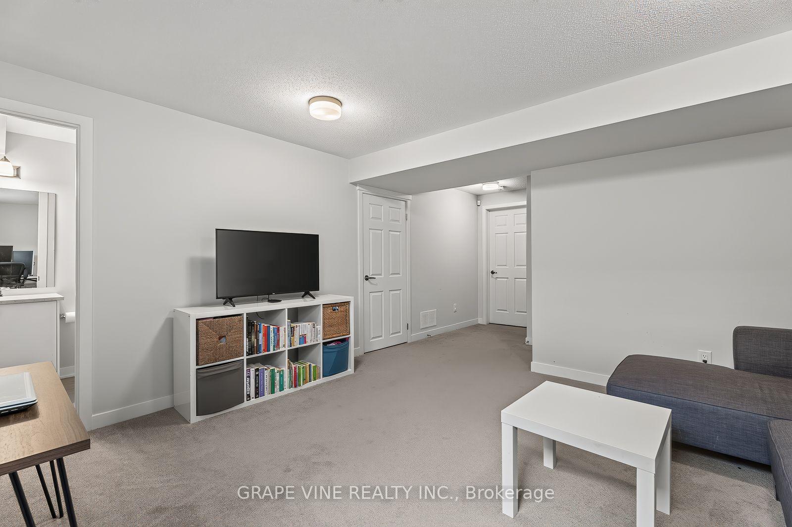 Photo 30 of 225 Billrian Crescent, Ottawa, Stittsville (North) — HOMEH
