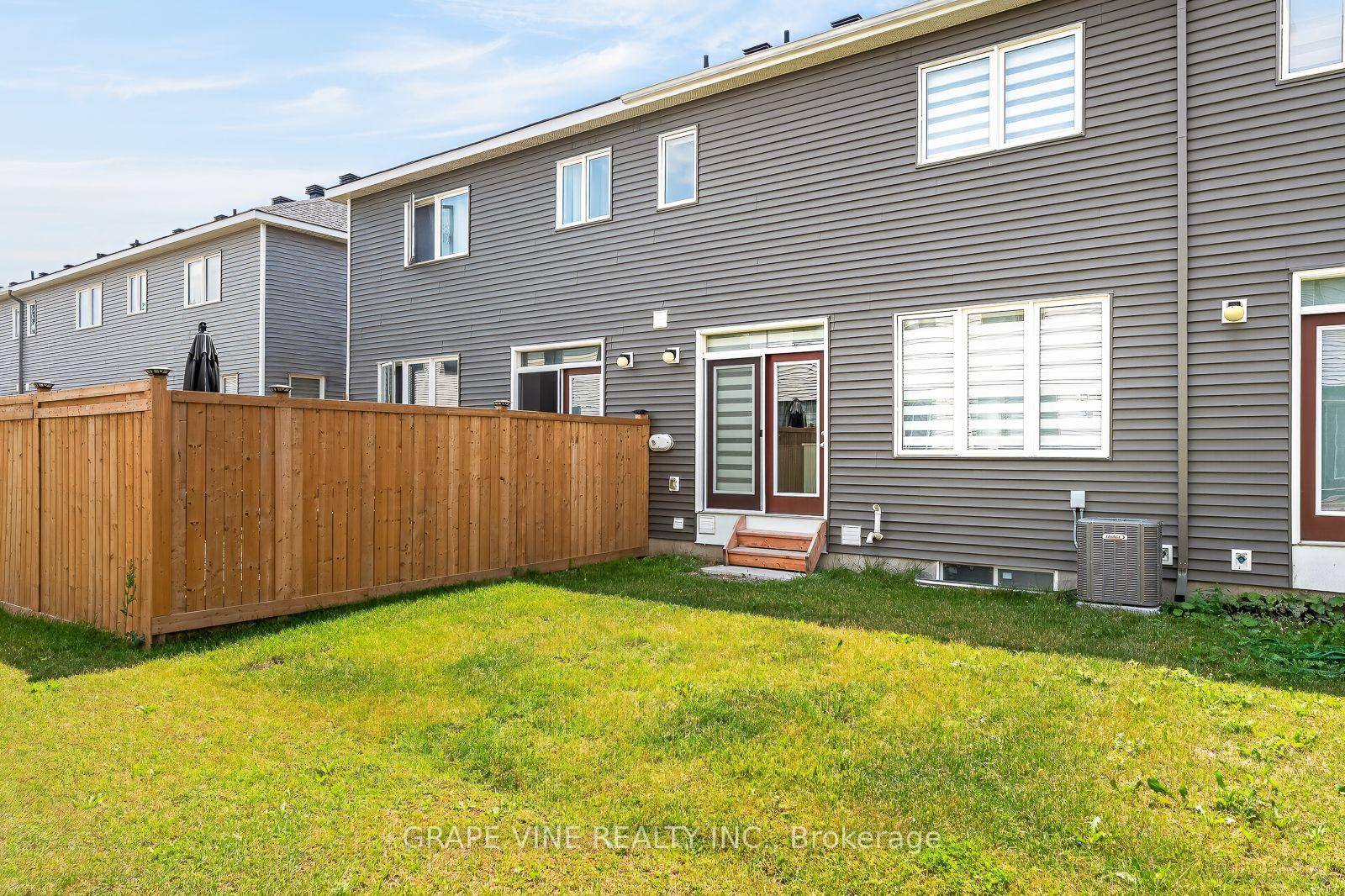 Photo 31 of 225 Billrian Crescent, Ottawa, Stittsville (North) — HOMEH