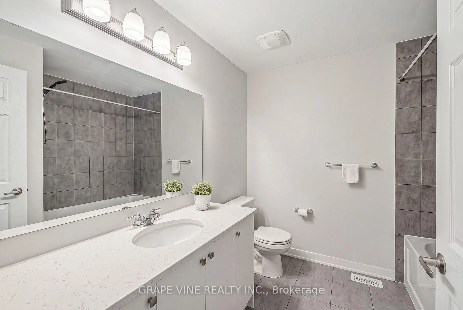 Photo 27 of 225 Billrian Crescent, Ottawa, Stittsville (North) — HOMEH