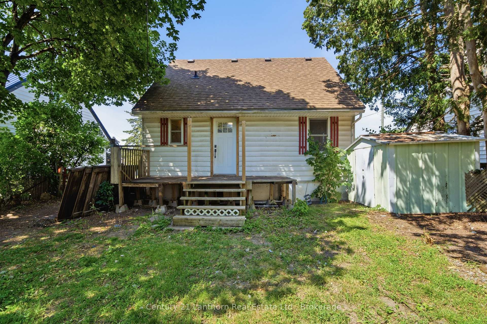 Photo 29 of 105 Humewood Drive, Belleville, Belleville Ward — HOMEH