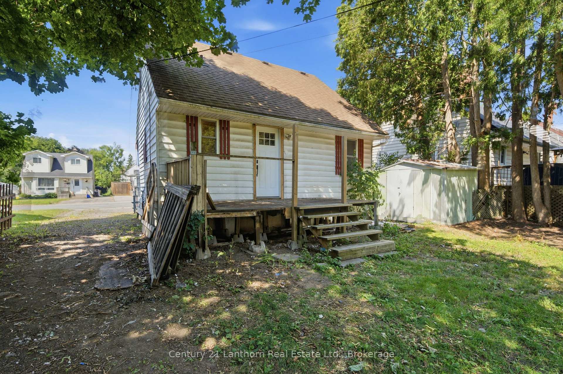 Photo 32 of 105 Humewood Drive, Belleville, Belleville Ward — HOMEH