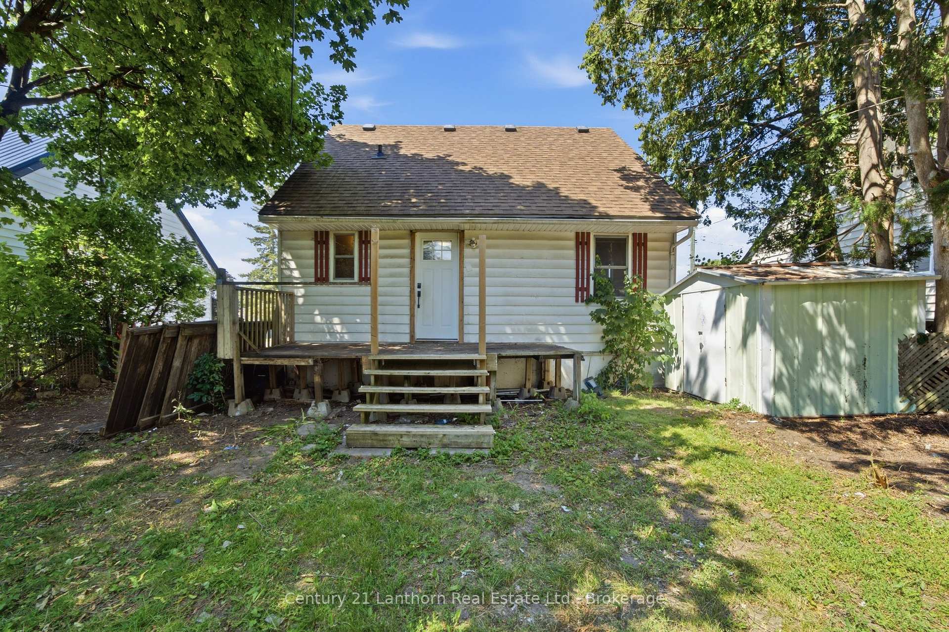 Photo 33 of 105 Humewood Drive, Belleville, Belleville Ward — HOMEH