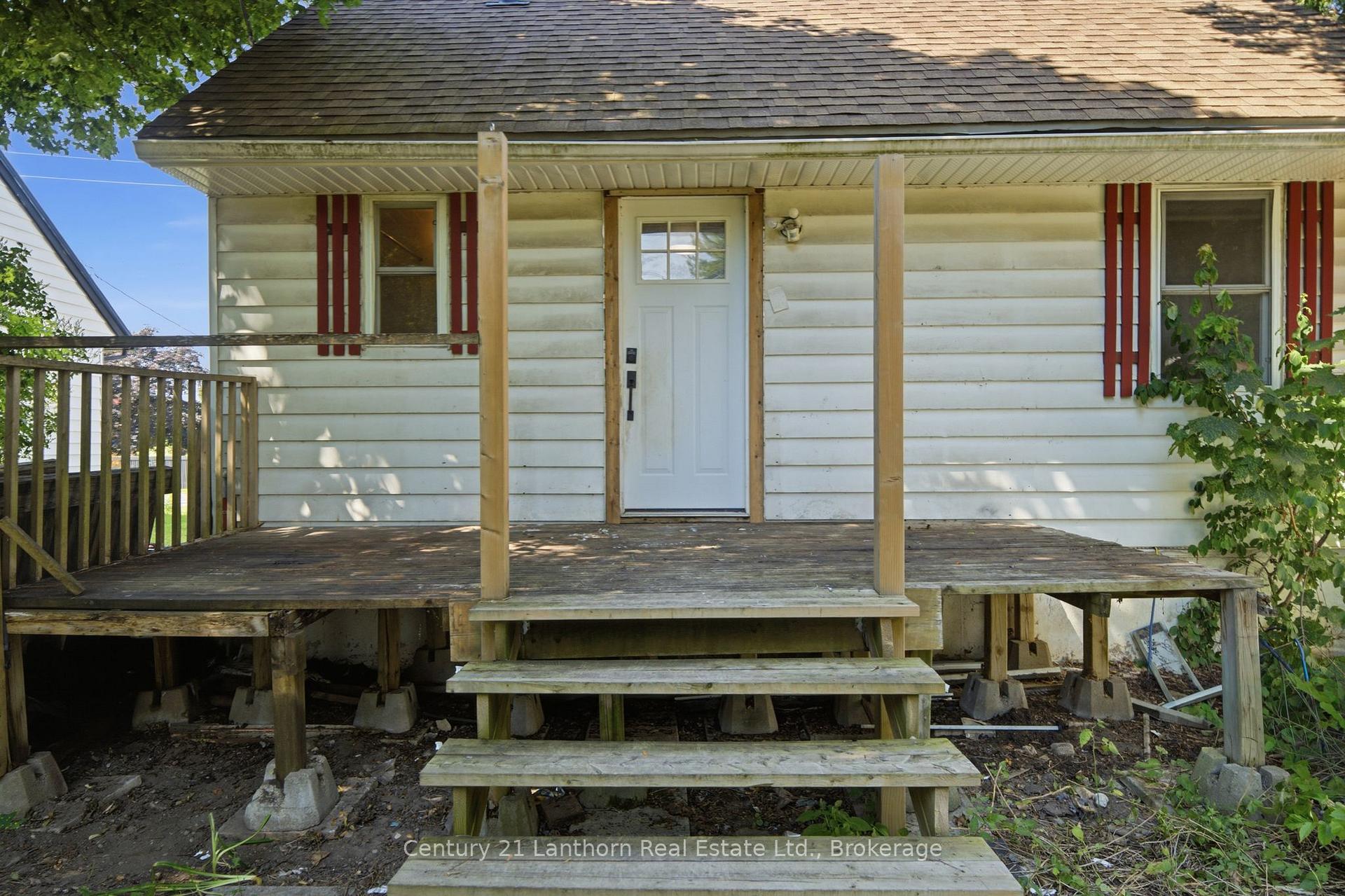 Photo 34 of 105 Humewood Drive, Belleville, Belleville Ward — HOMEH